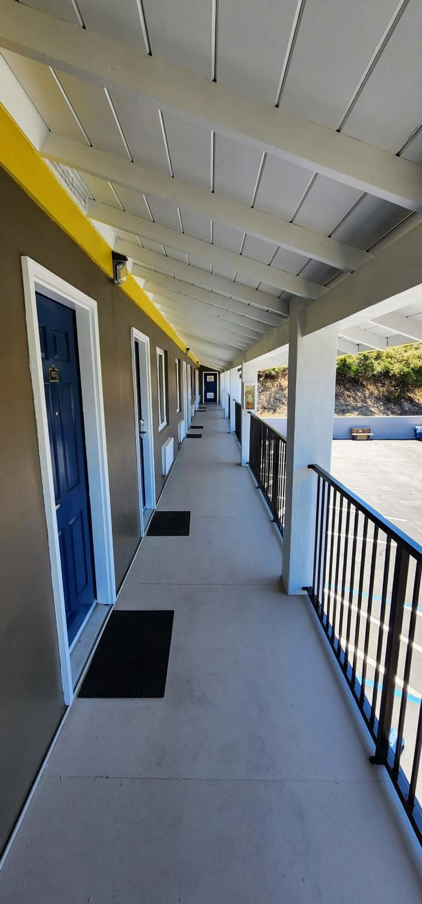 Property building in Hotel Belmont