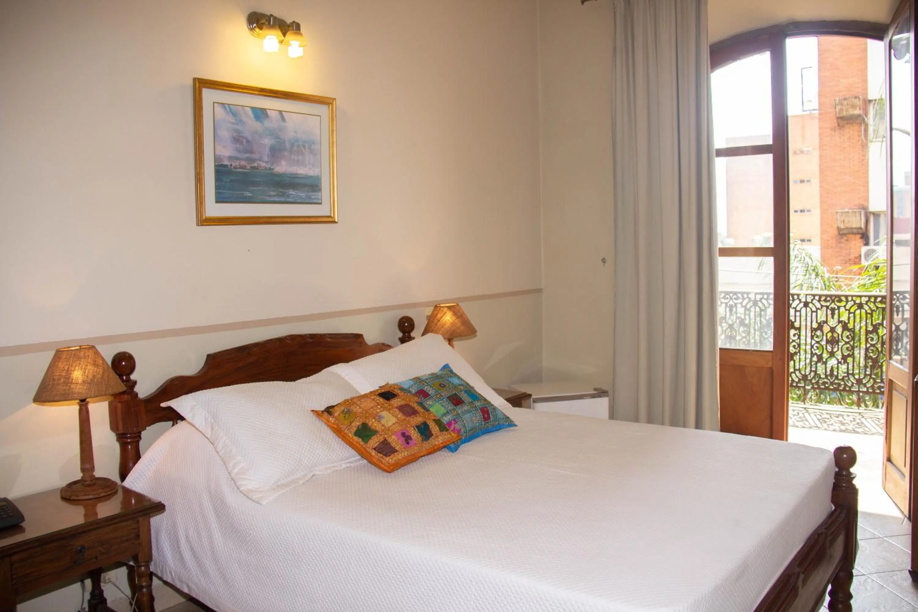 TV and multimedia, Bed in Asuncion Palace