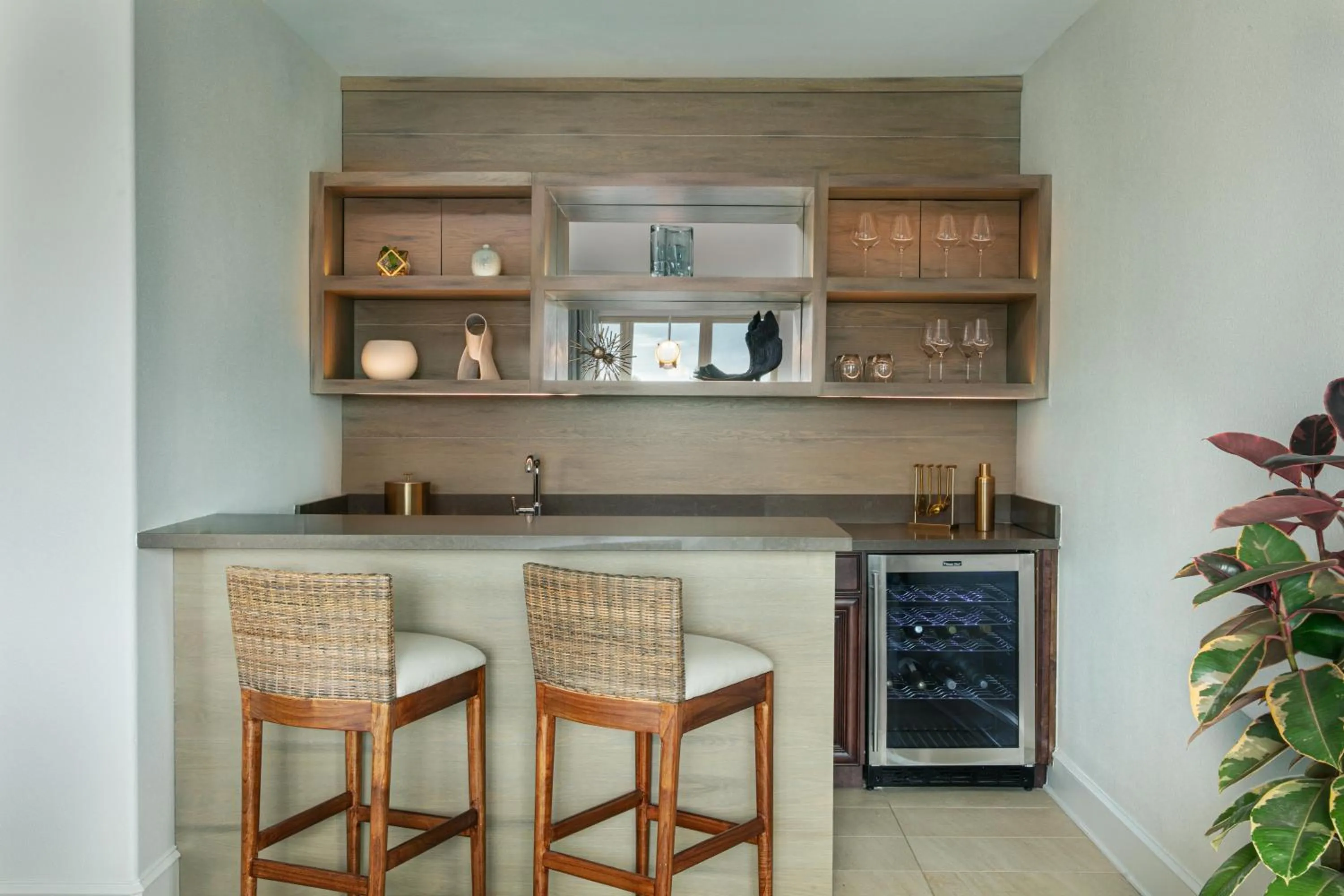 Kitchen or kitchenette in The Westin Sacramento Riverfront Hotel & Spa