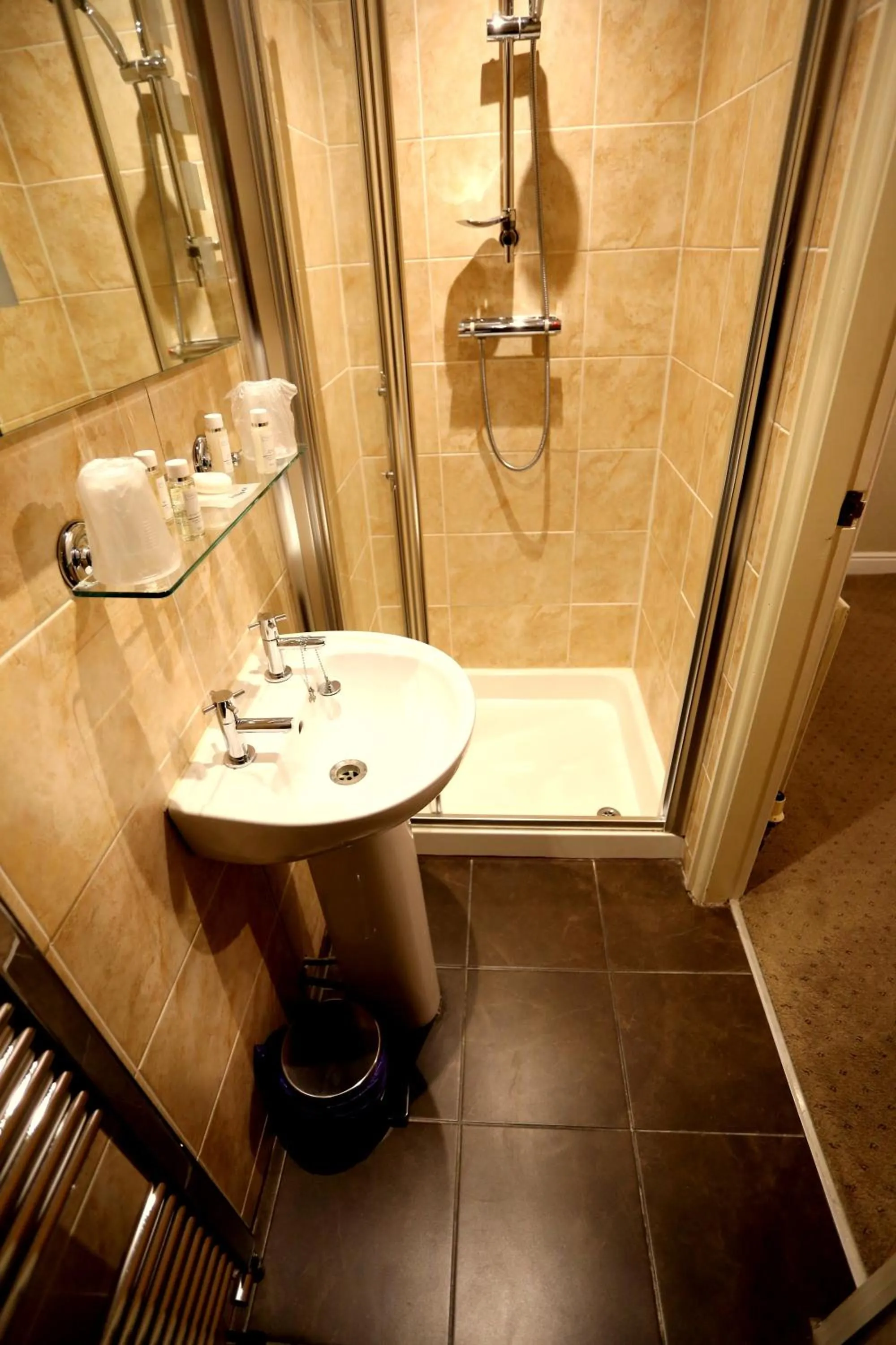 Bathroom in Woodlands