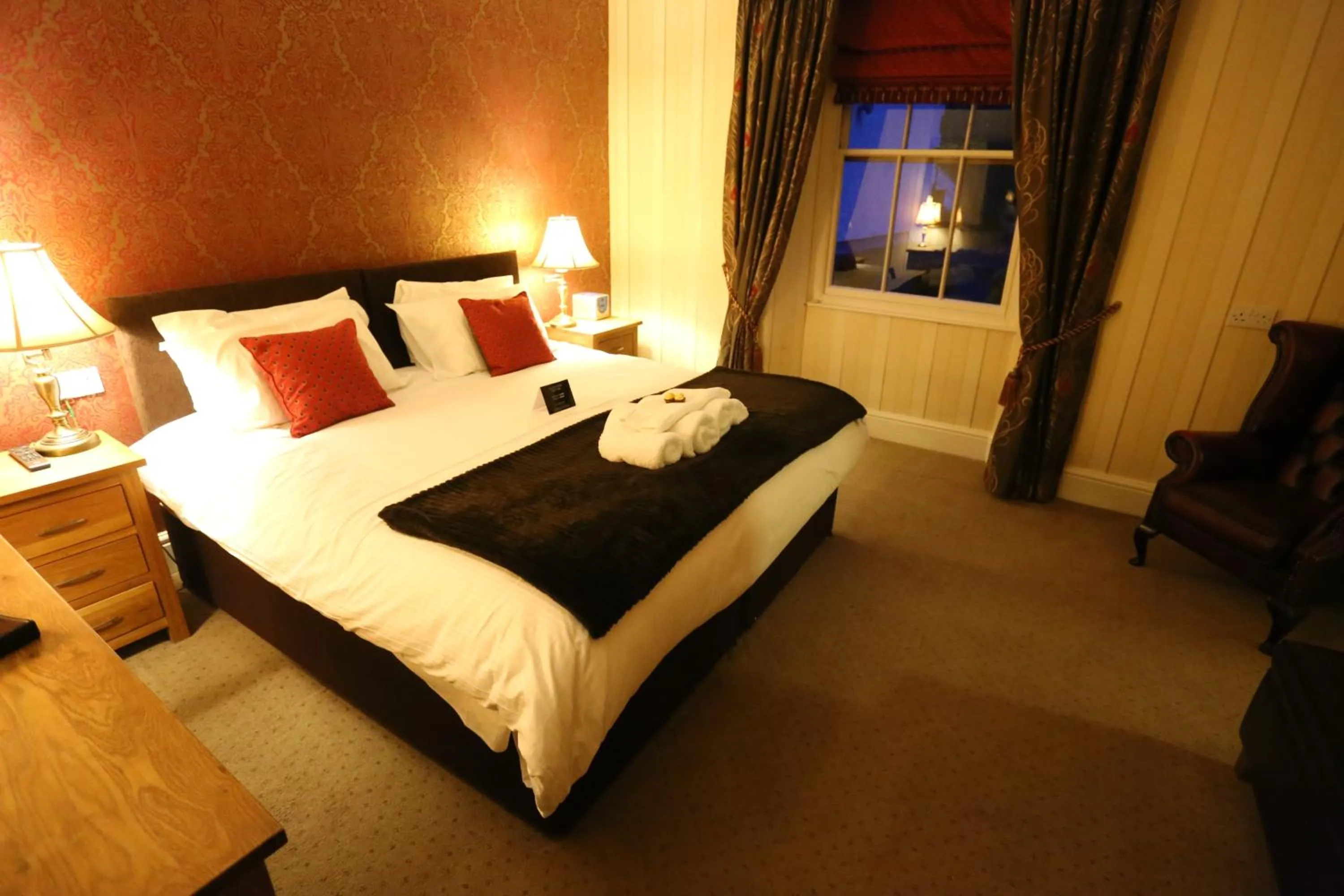 Bedroom, Bed in Woodlands