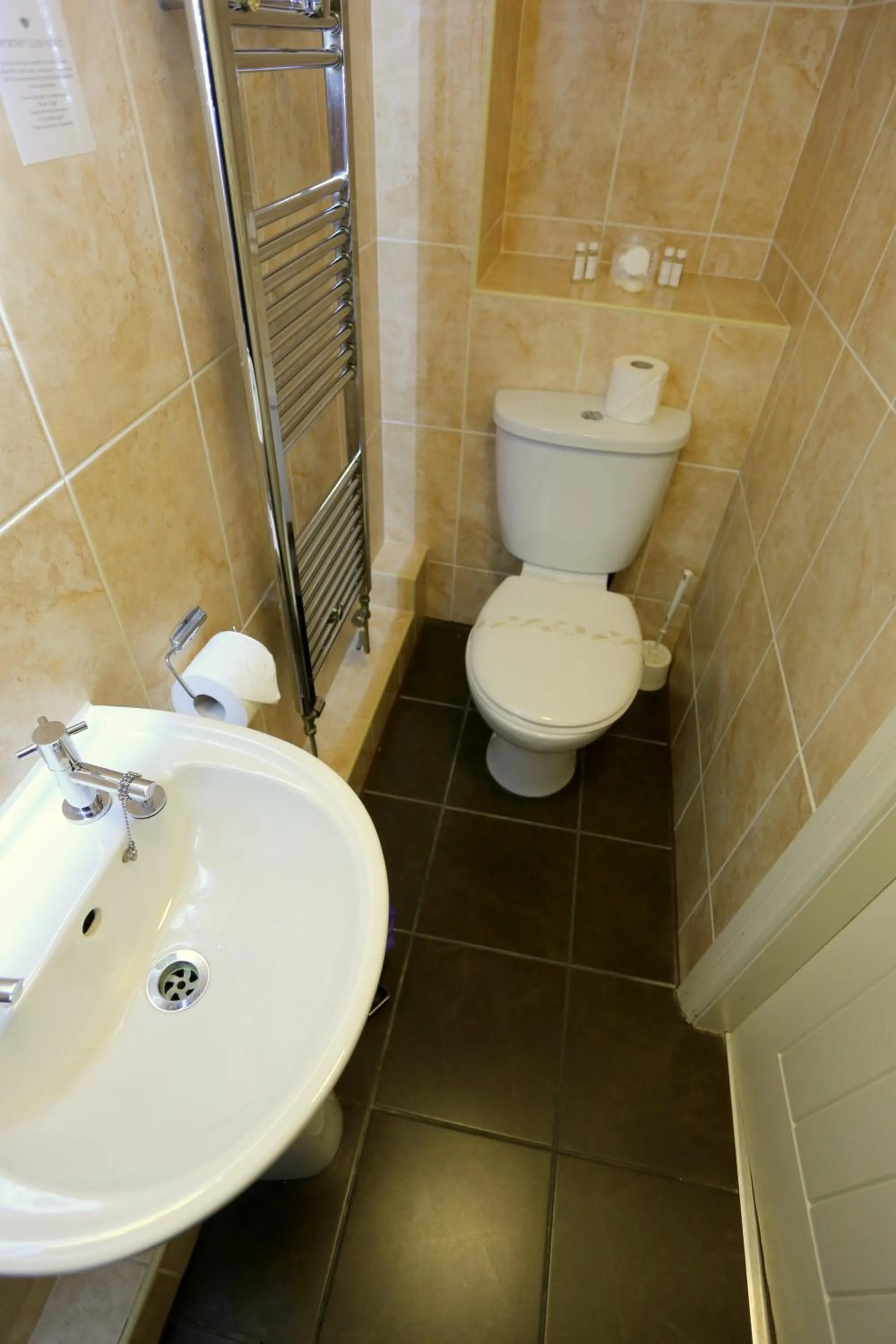 Bathroom in Woodlands