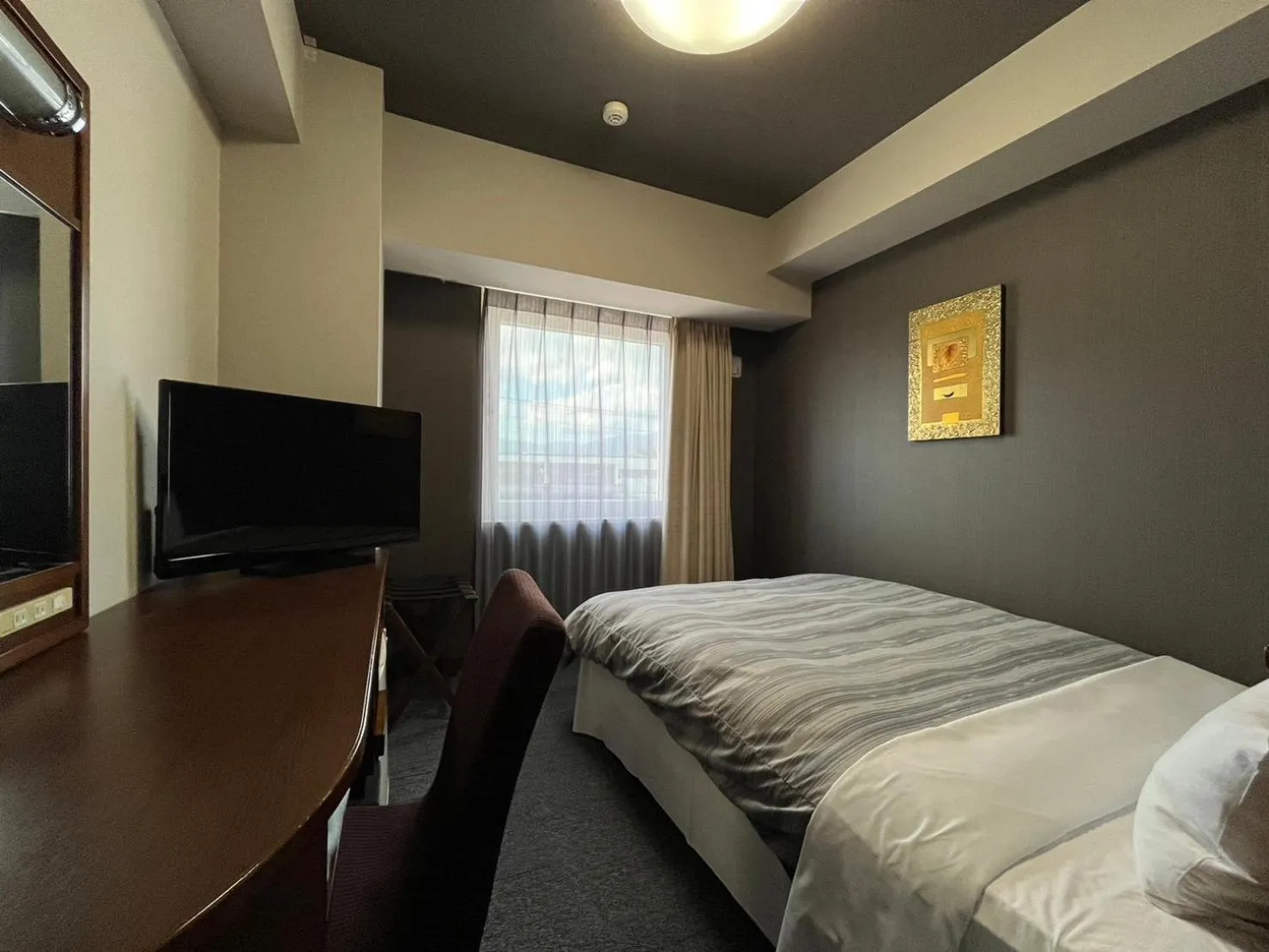 Bedroom, Bed in Hotel Route-Inn Gotenba Eki-Minami