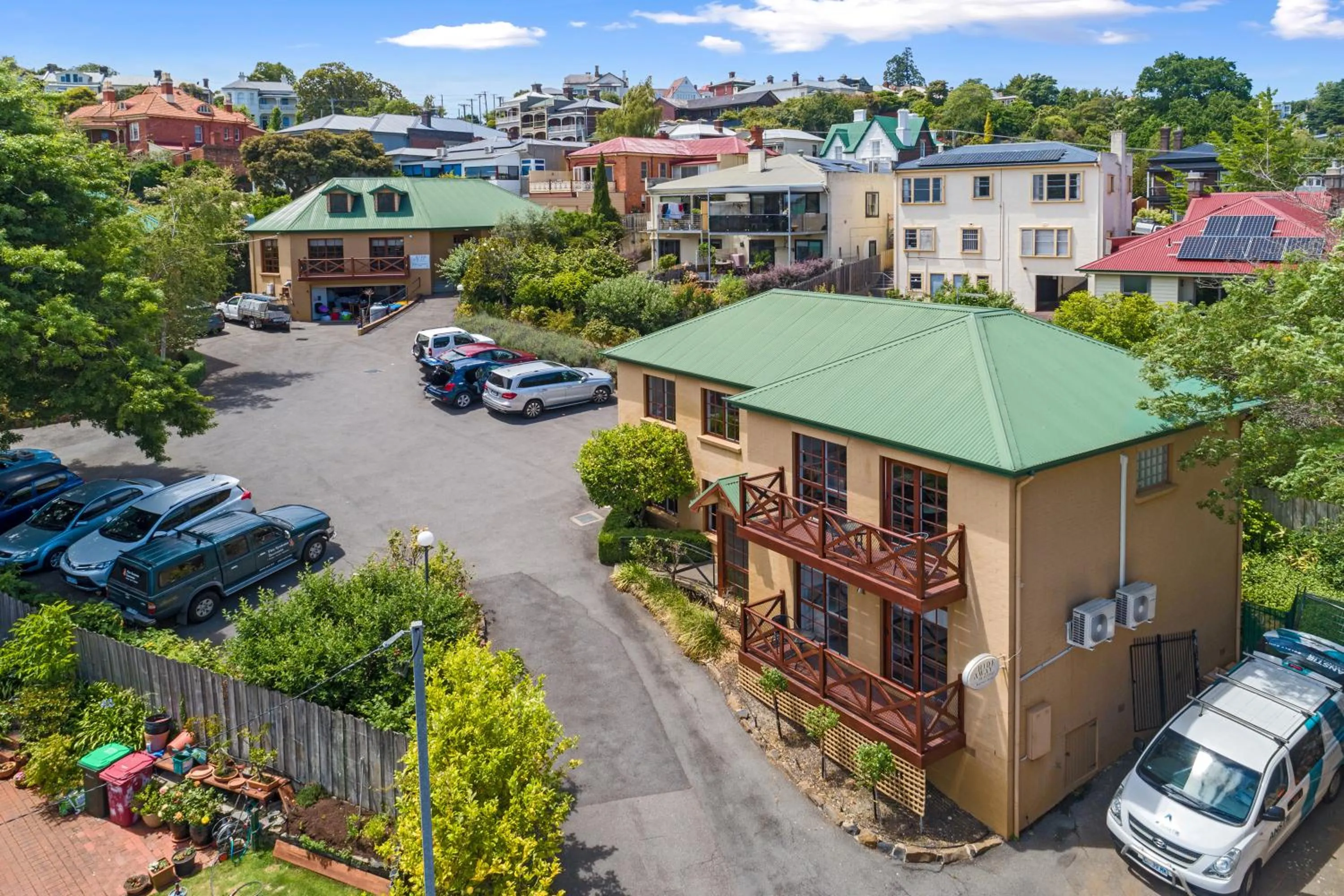 Property building in Hideaway on George
