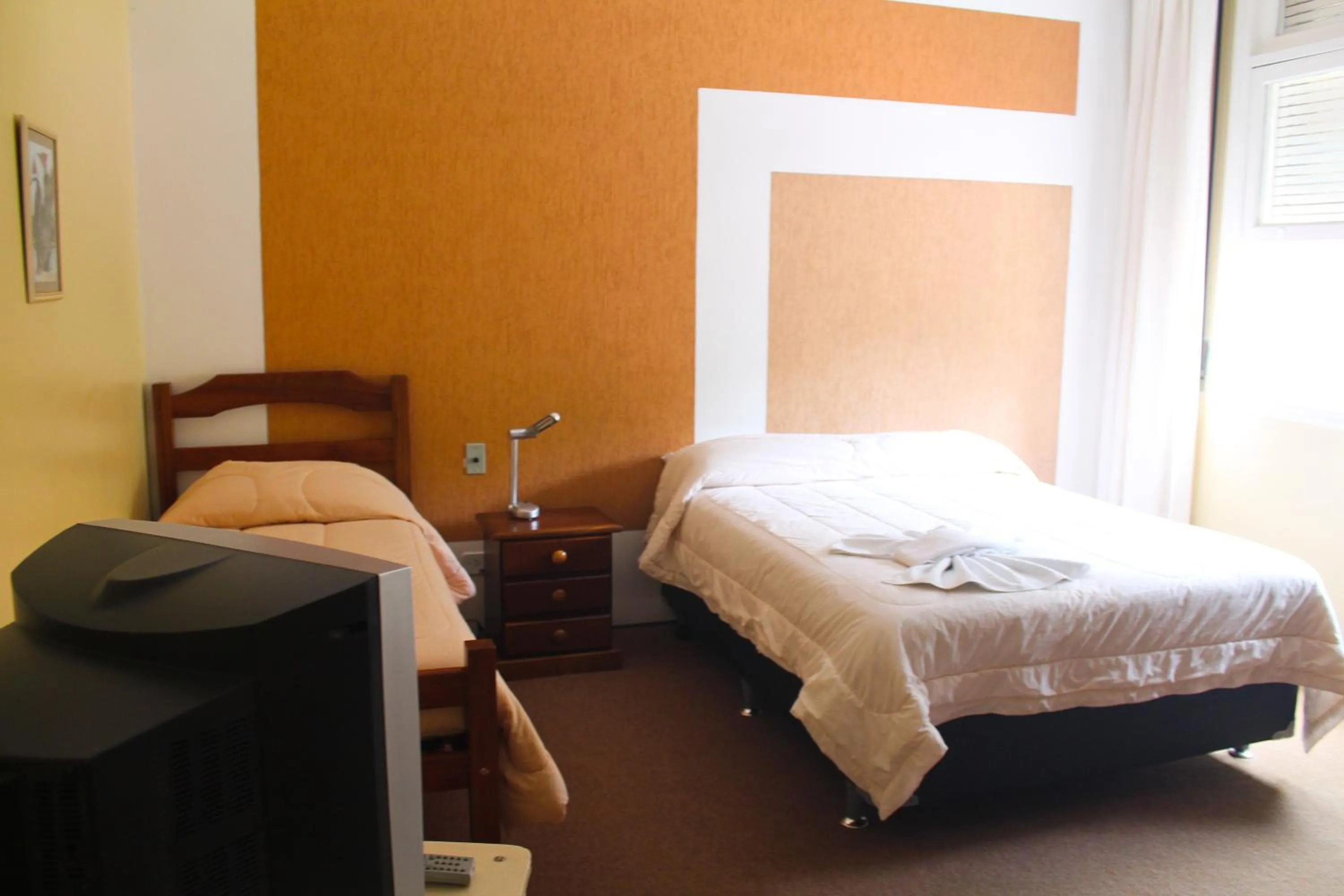 Bedroom, Bed in Hotel Platanus