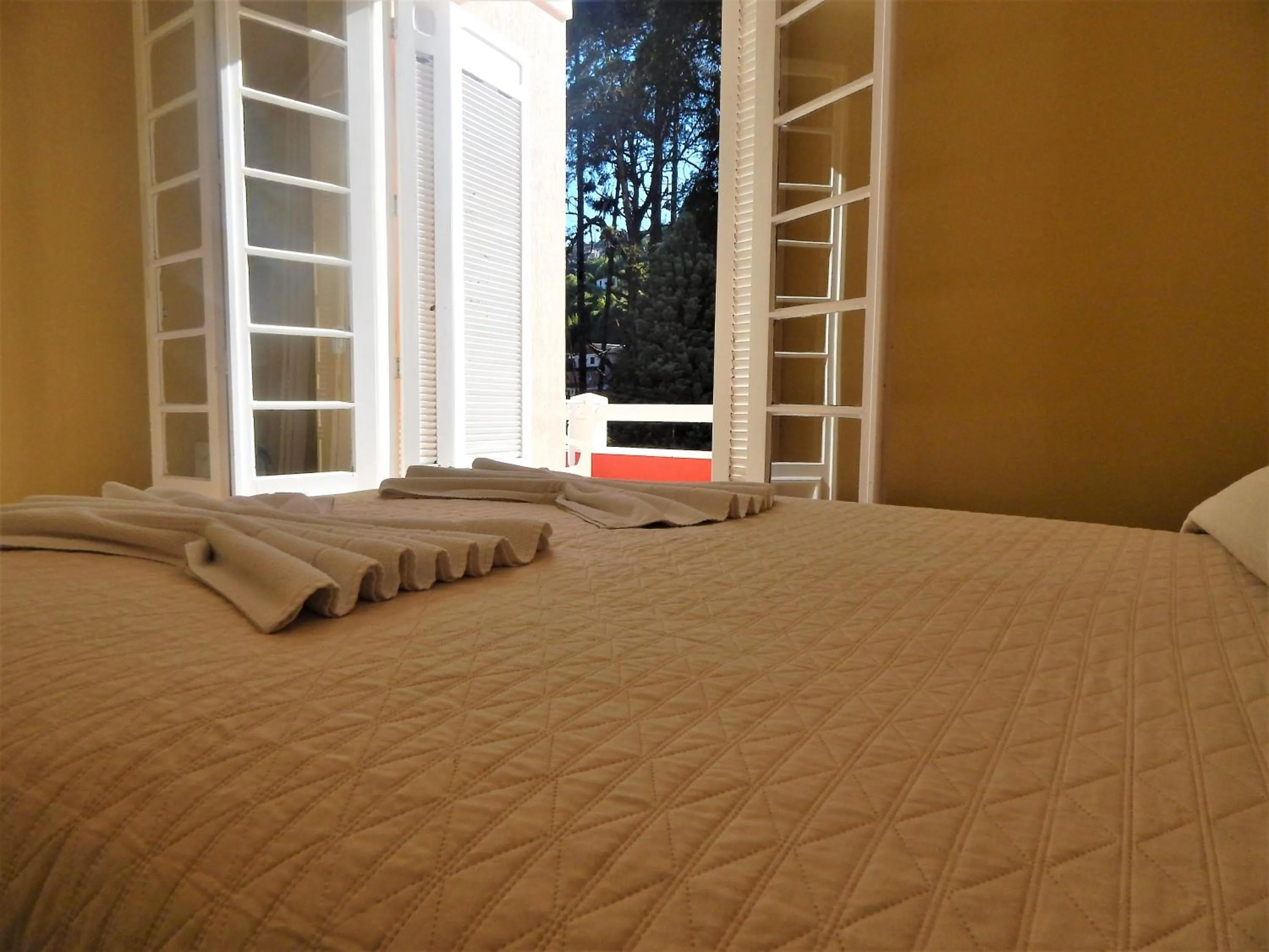 Bedroom, Bed in Hotel Platanus