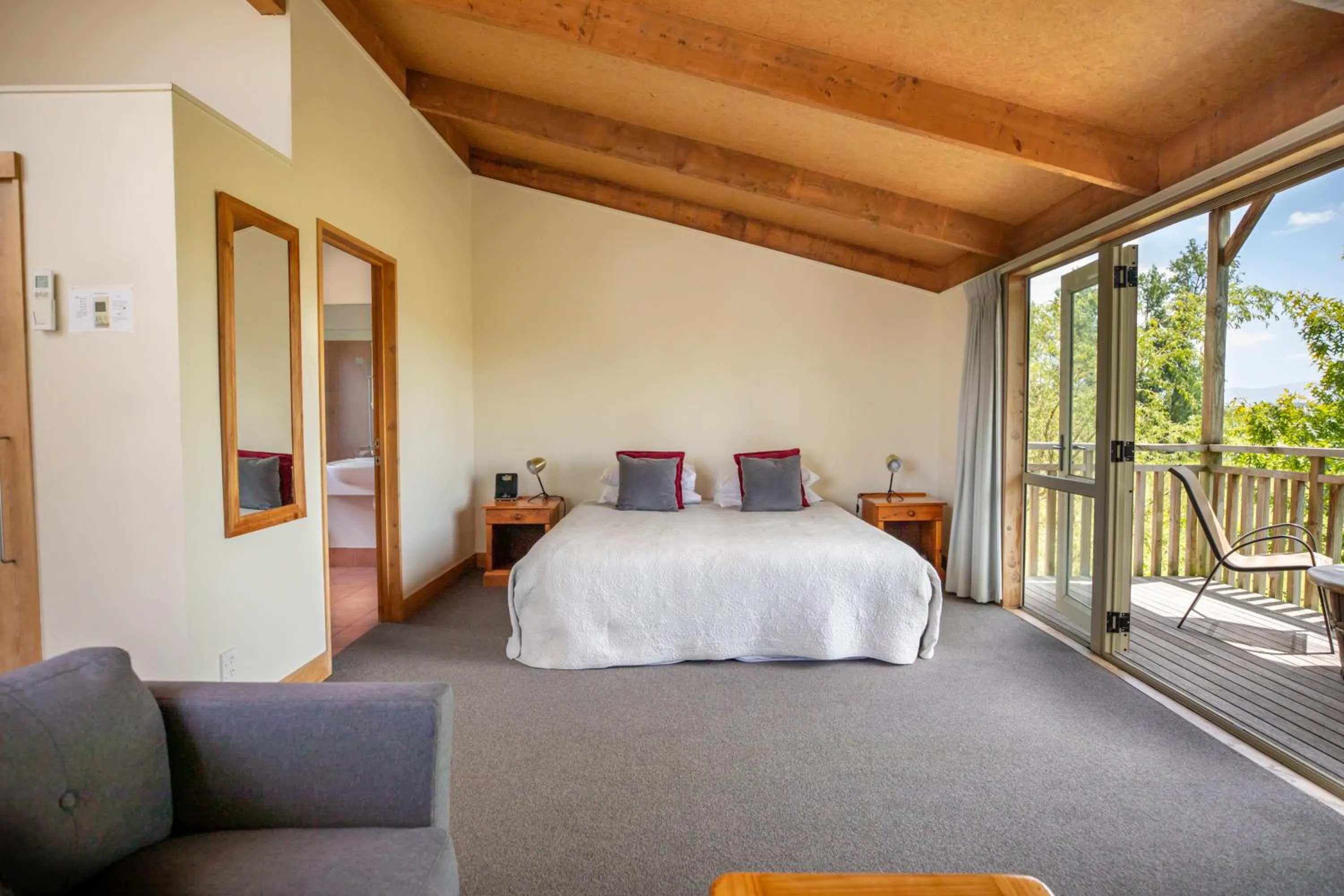 Bed in Margrain Vineyard Villas