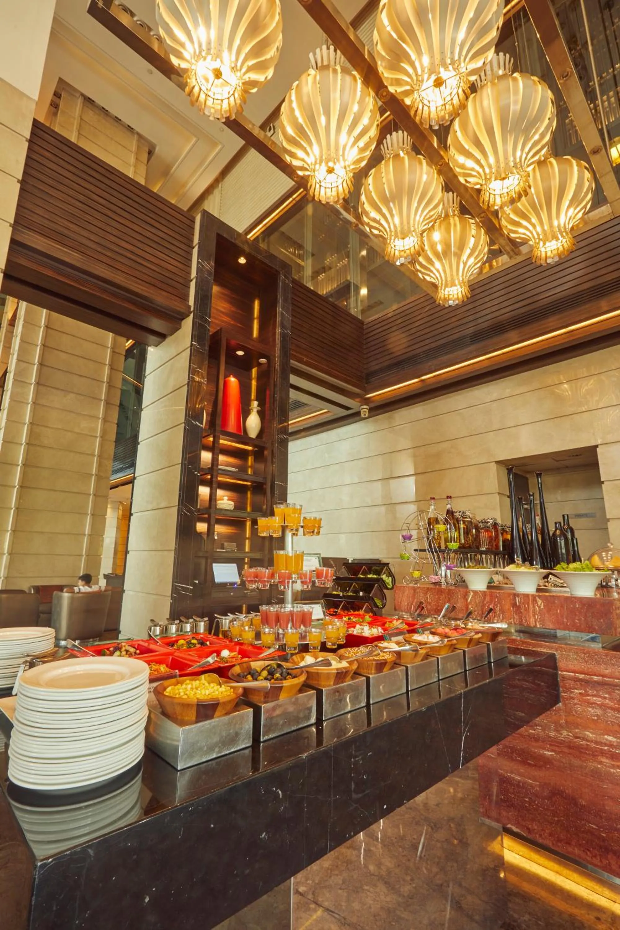 Restaurant/places to eat in Crowne Plaza New Delhi Rohini by IHG
