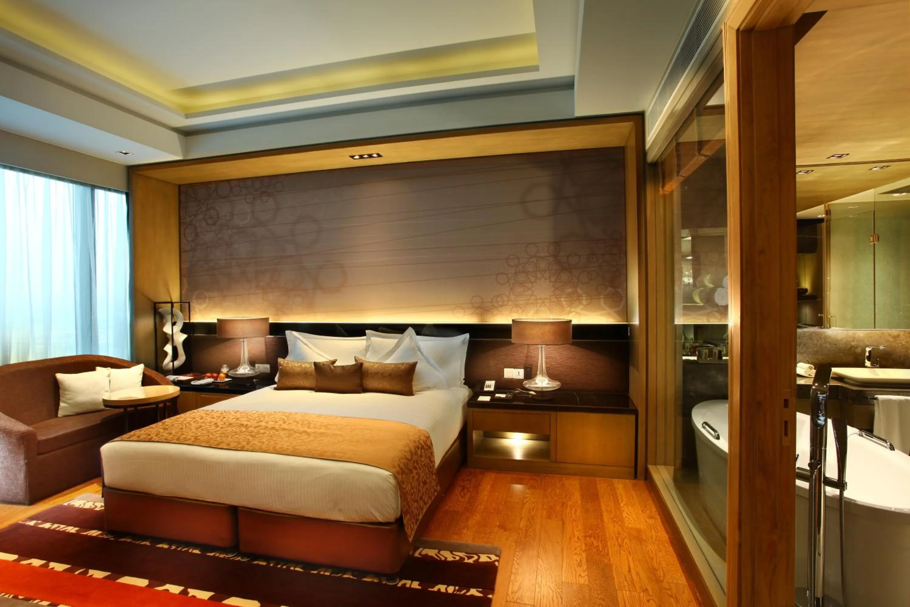 Bed in Crowne Plaza New Delhi Rohini by IHG