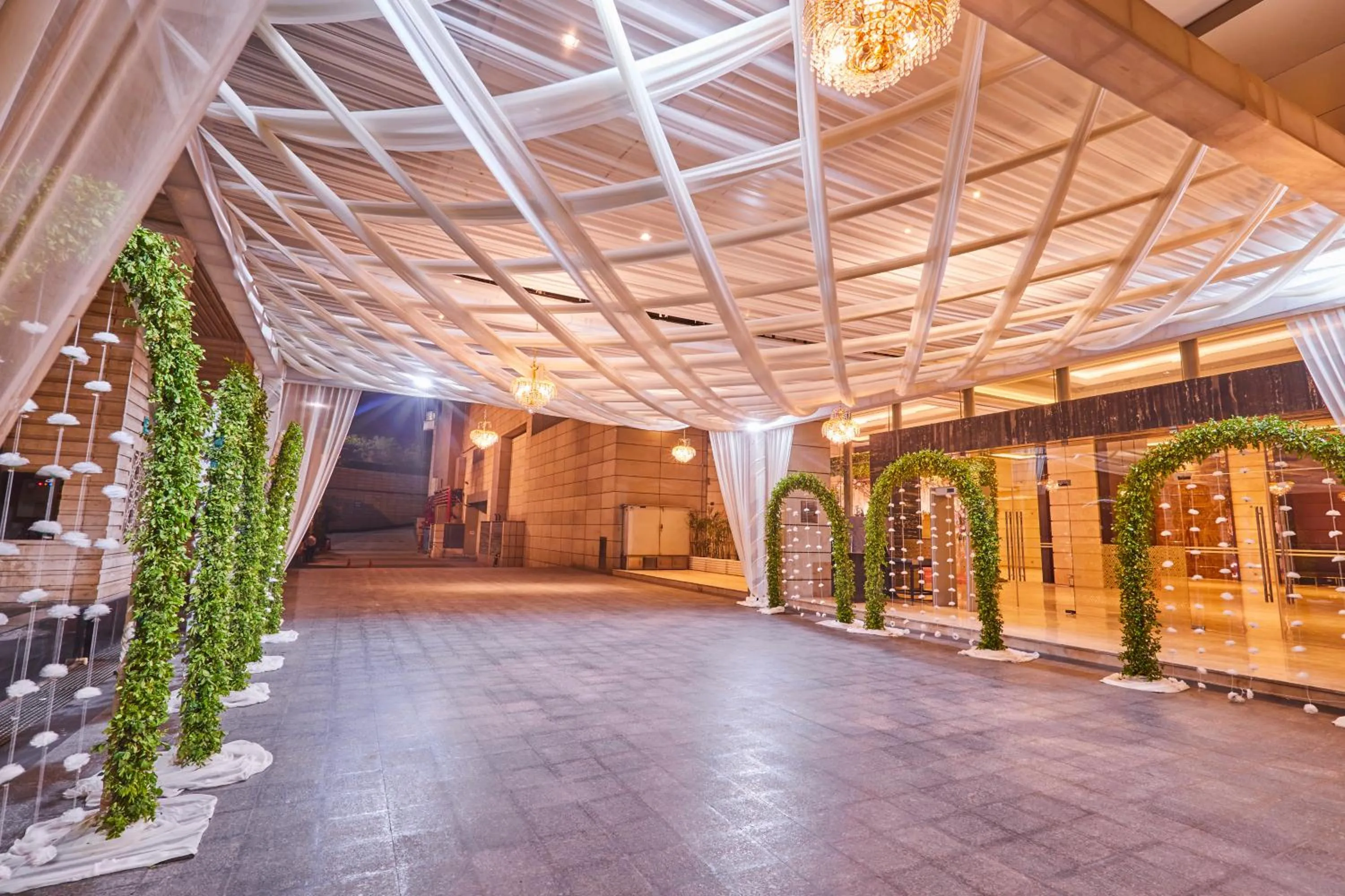 Facade/entrance in Crowne Plaza New Delhi Rohini by IHG