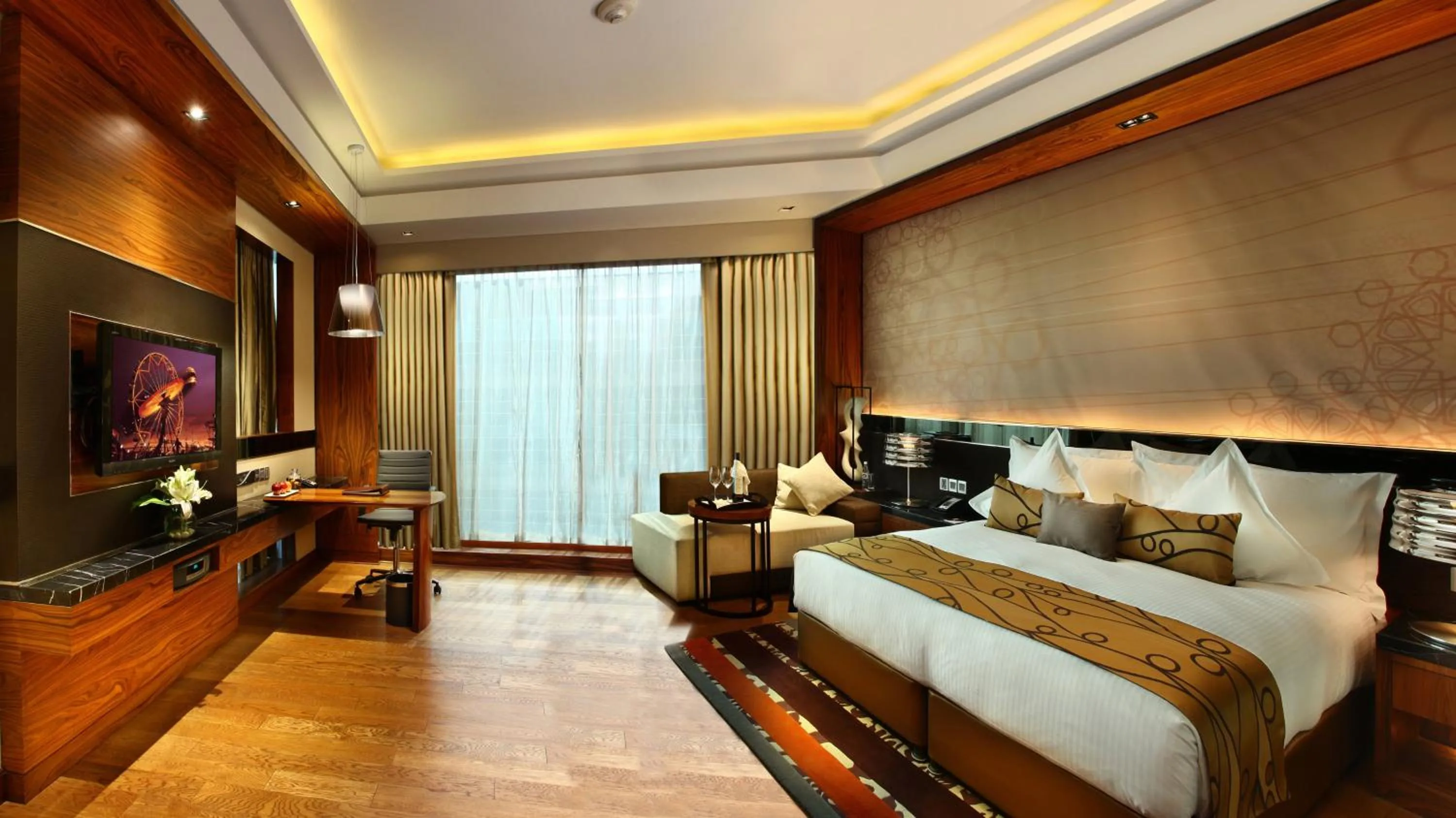 Photo of the whole room, Bed in Crowne Plaza New Delhi Rohini by IHG