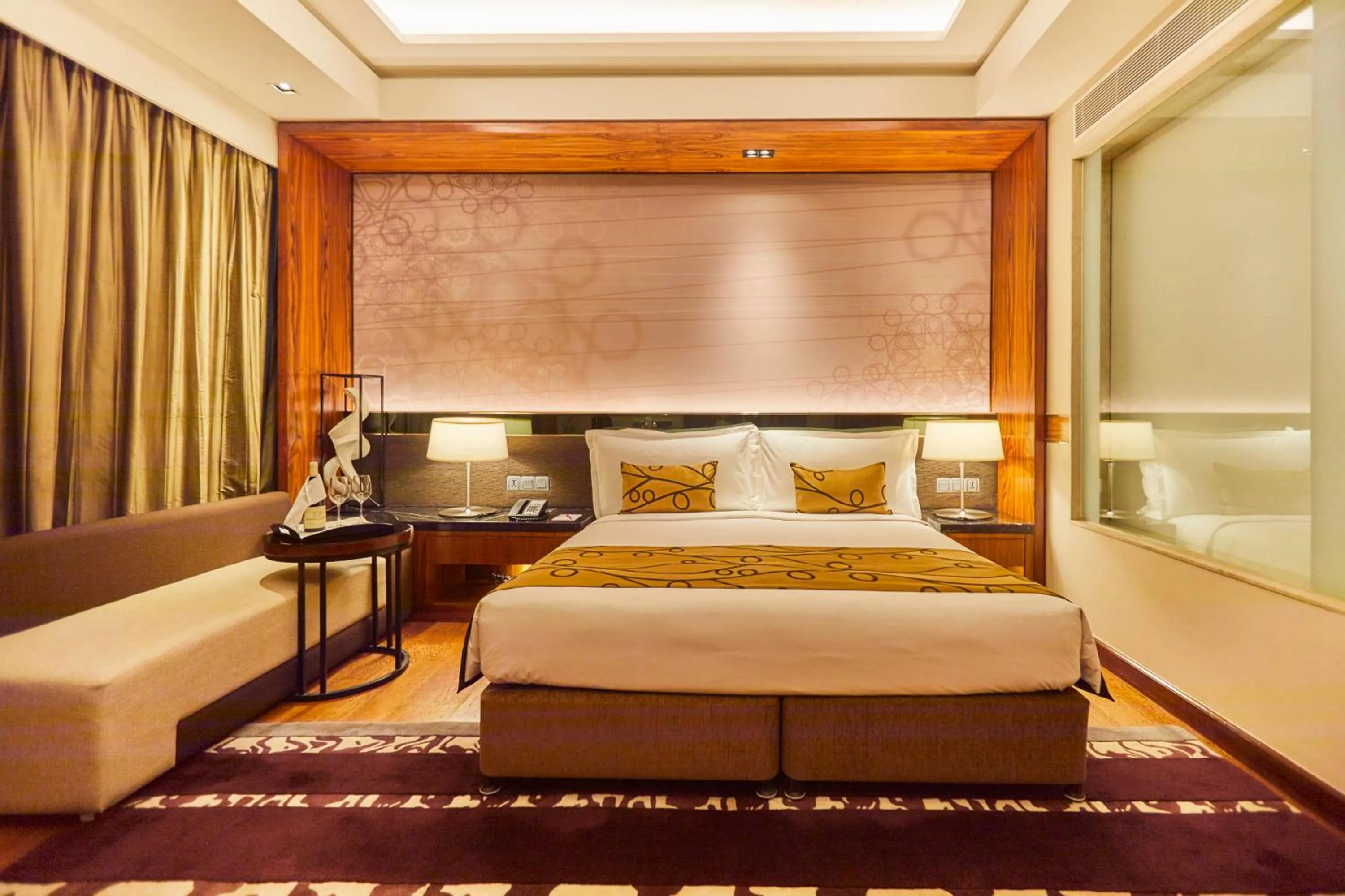 Bed in Crowne Plaza New Delhi Rohini by IHG