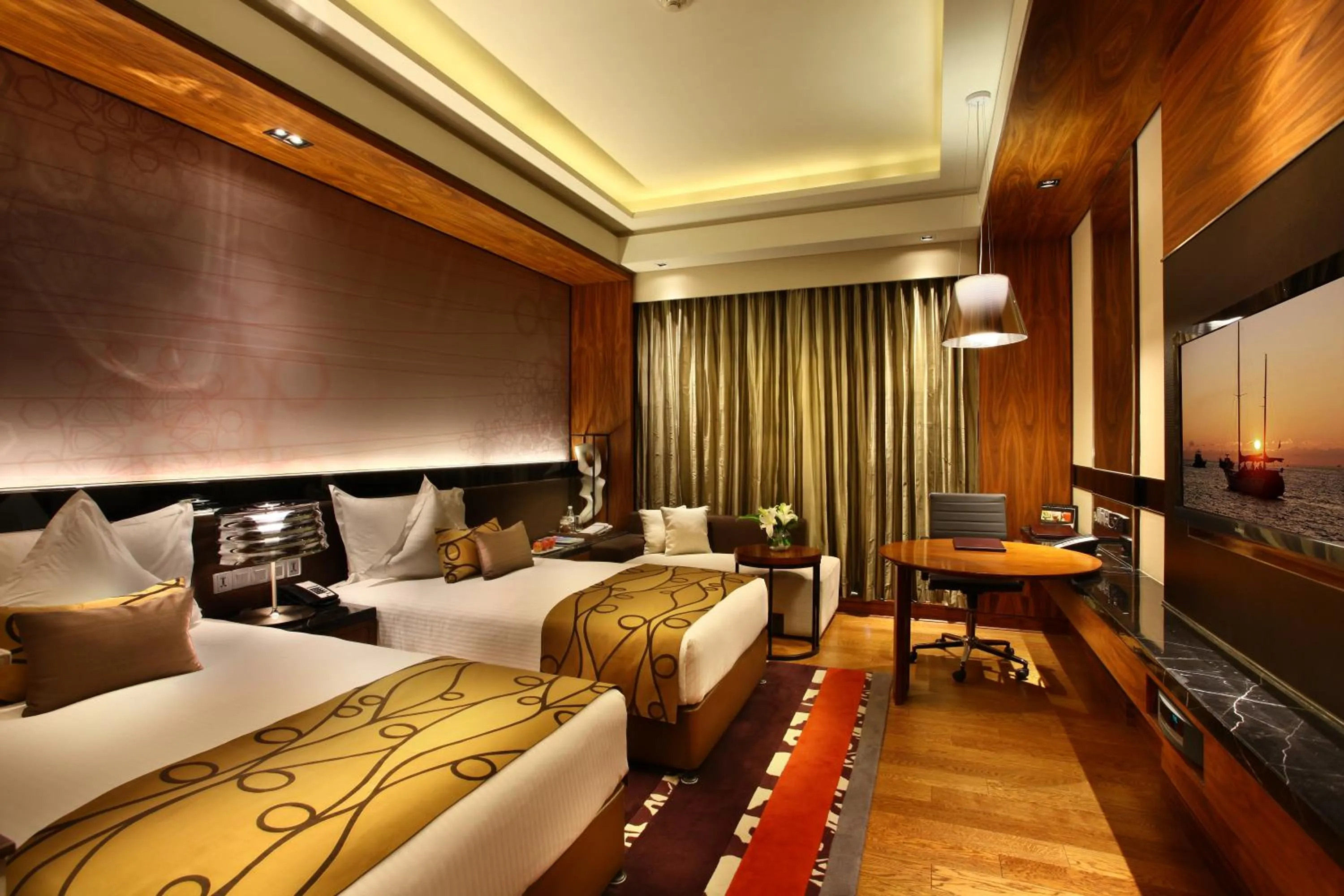Bedroom, Bed in Crowne Plaza New Delhi Rohini by IHG
