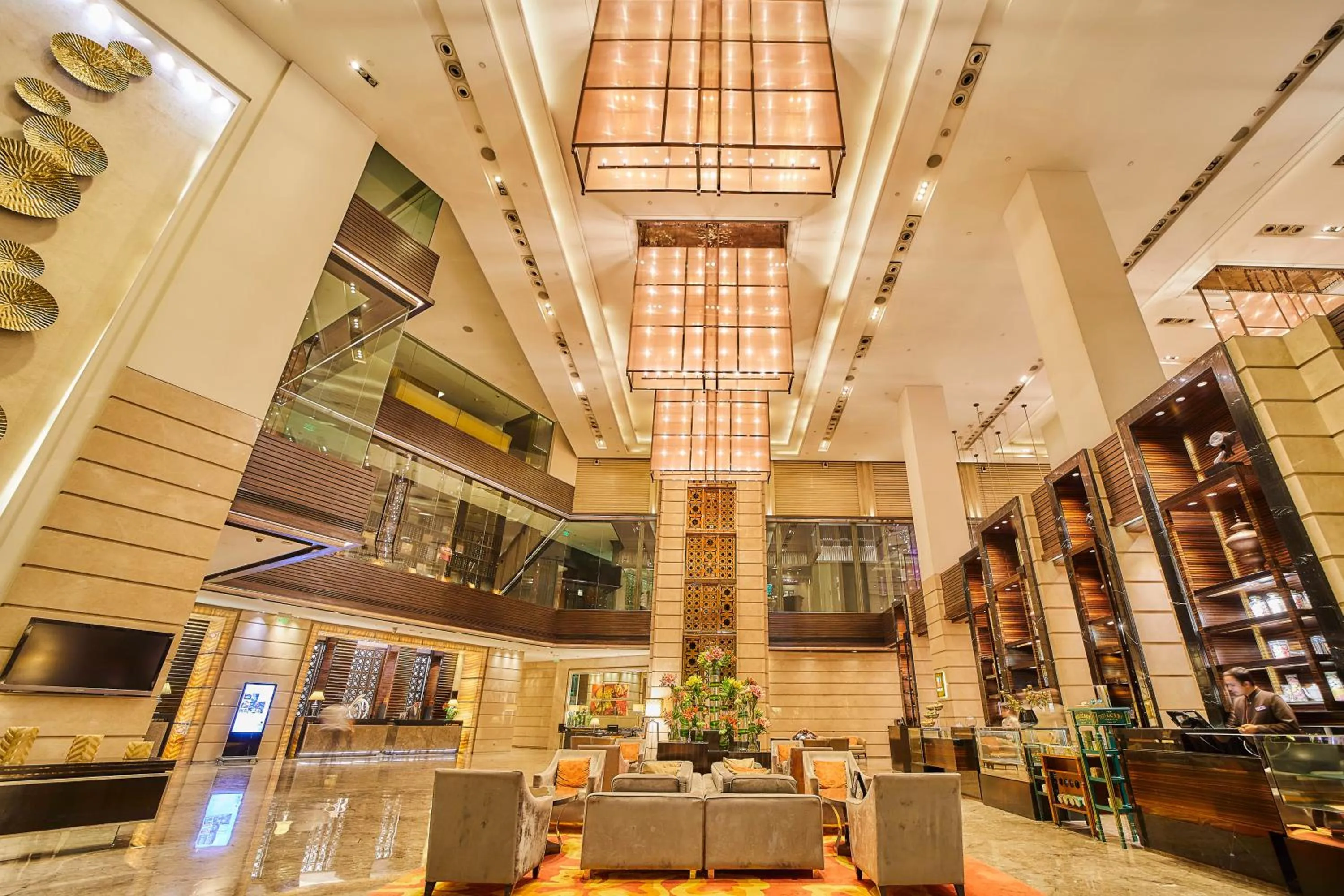 Lobby or reception in Crowne Plaza New Delhi Rohini by IHG