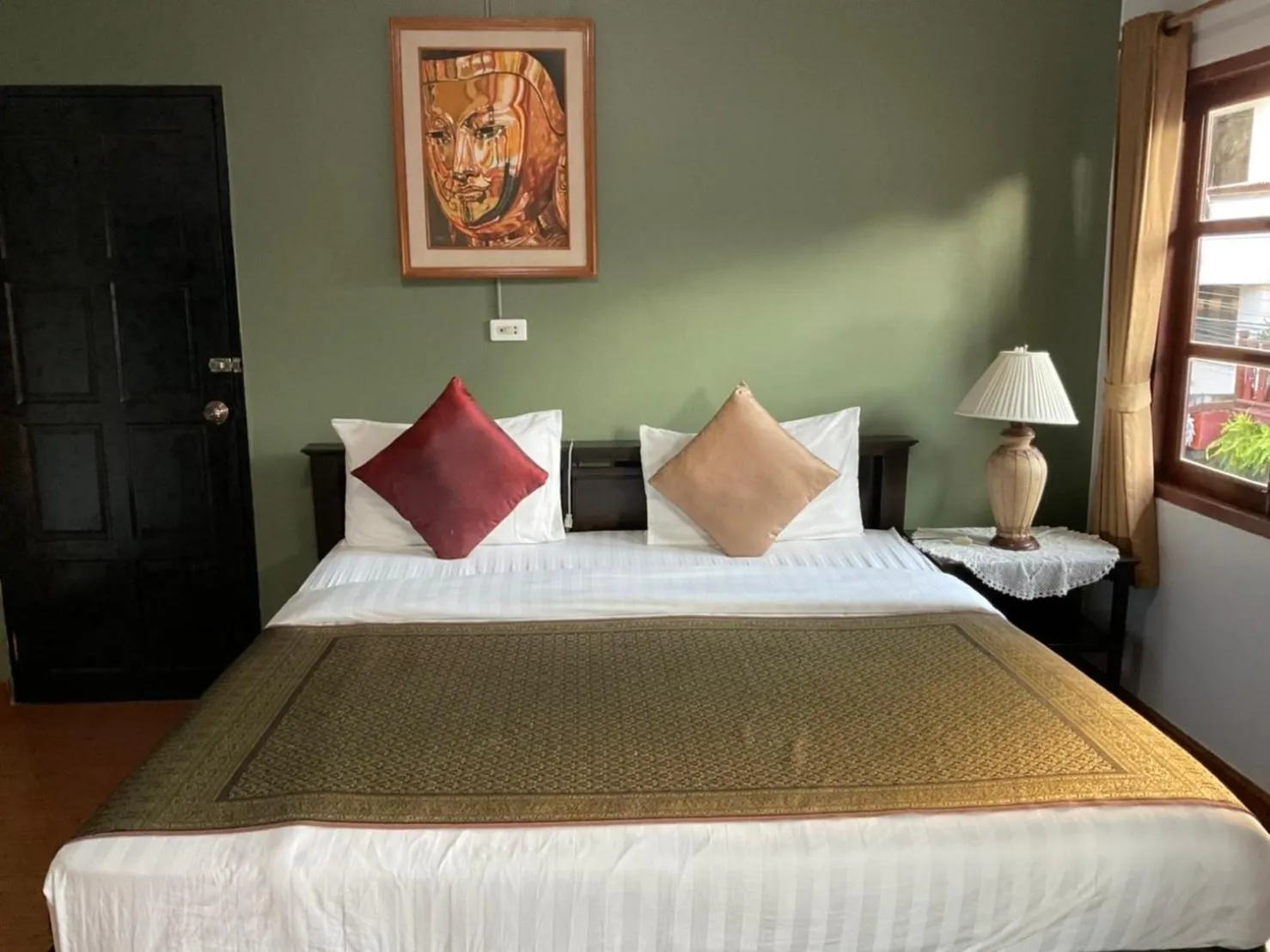 Bed in Baan Klang Vieng