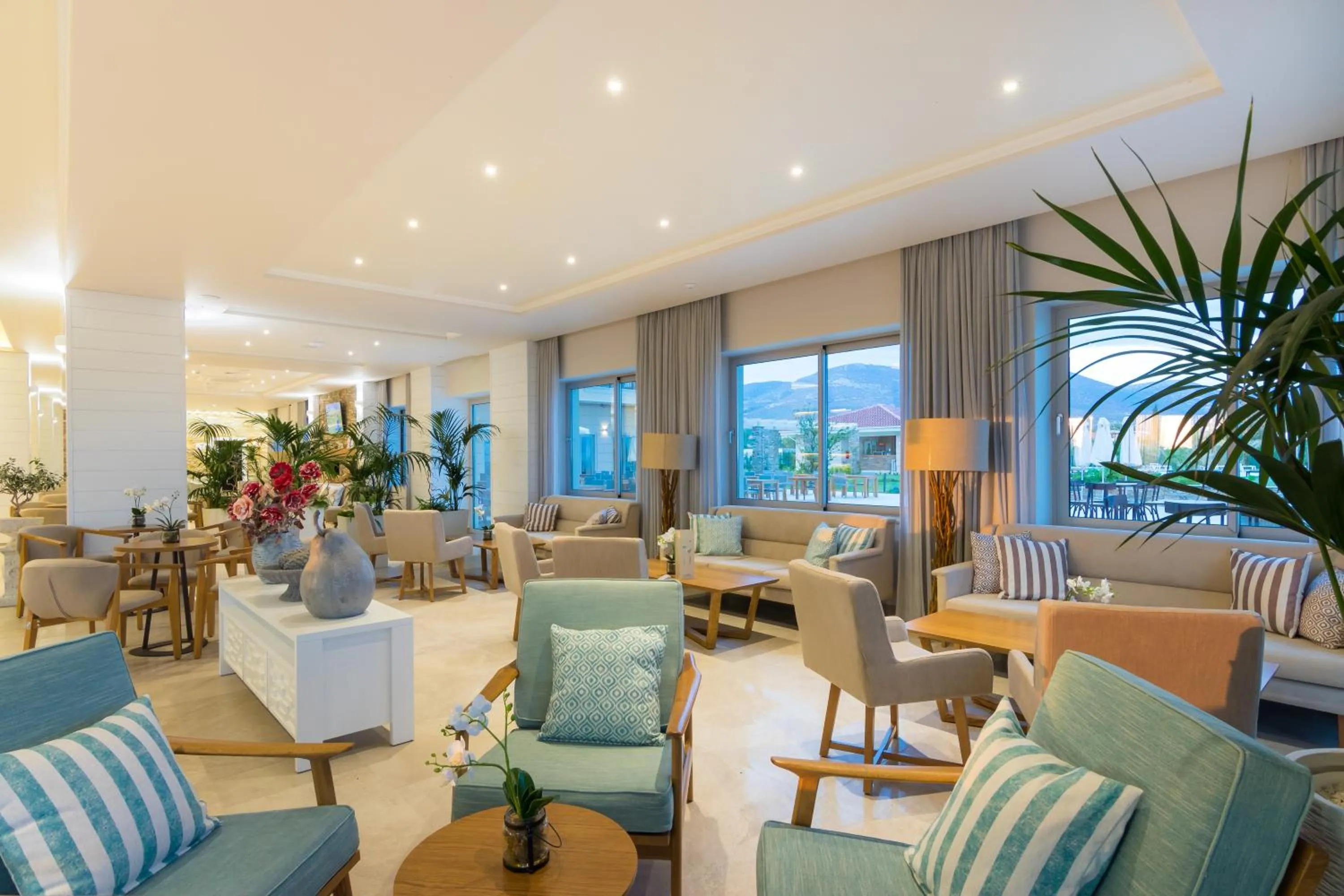 Living room in King Maron Beach Hotel & Spa