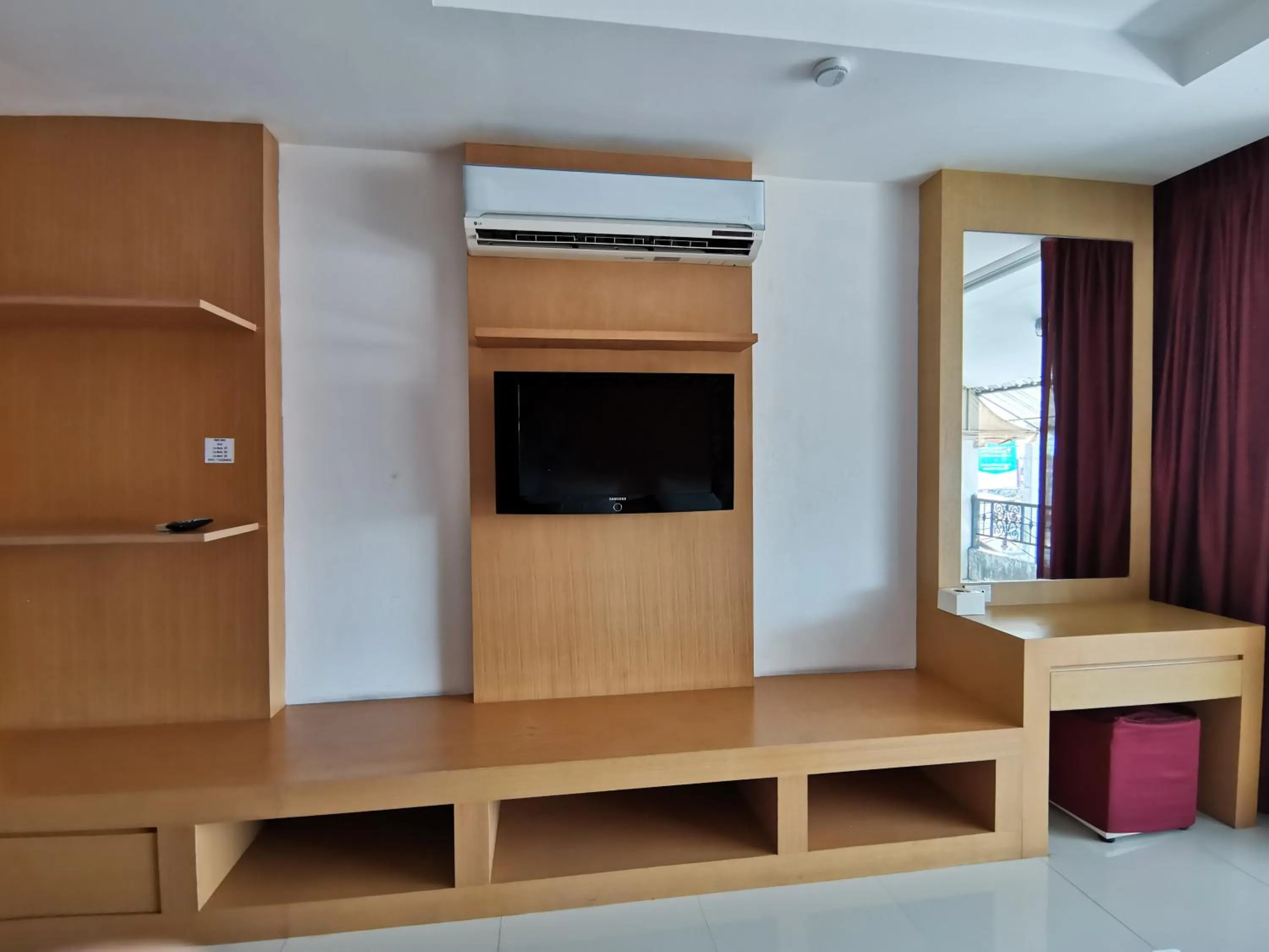 TV and multimedia in Le Desir Resortel