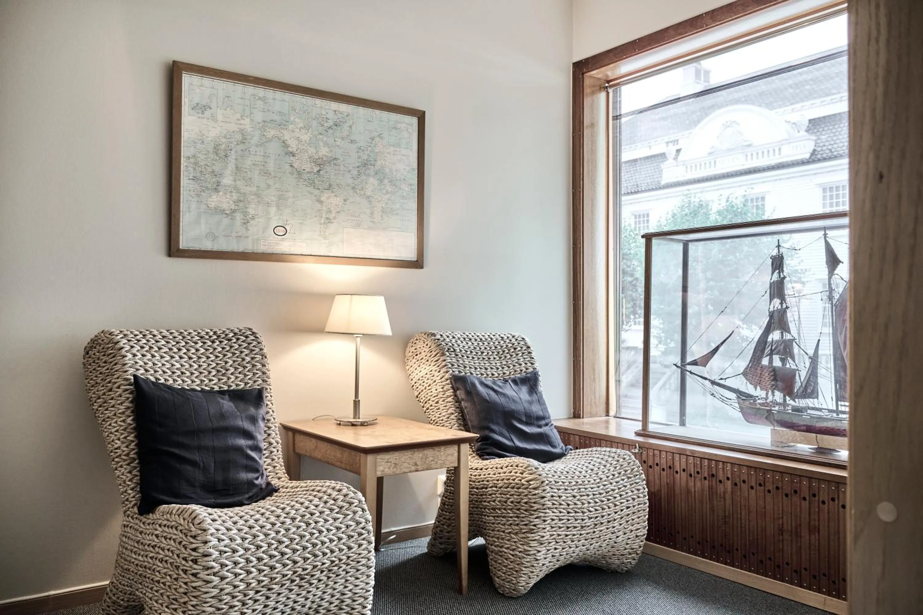 Living room in Rederiet Hotel