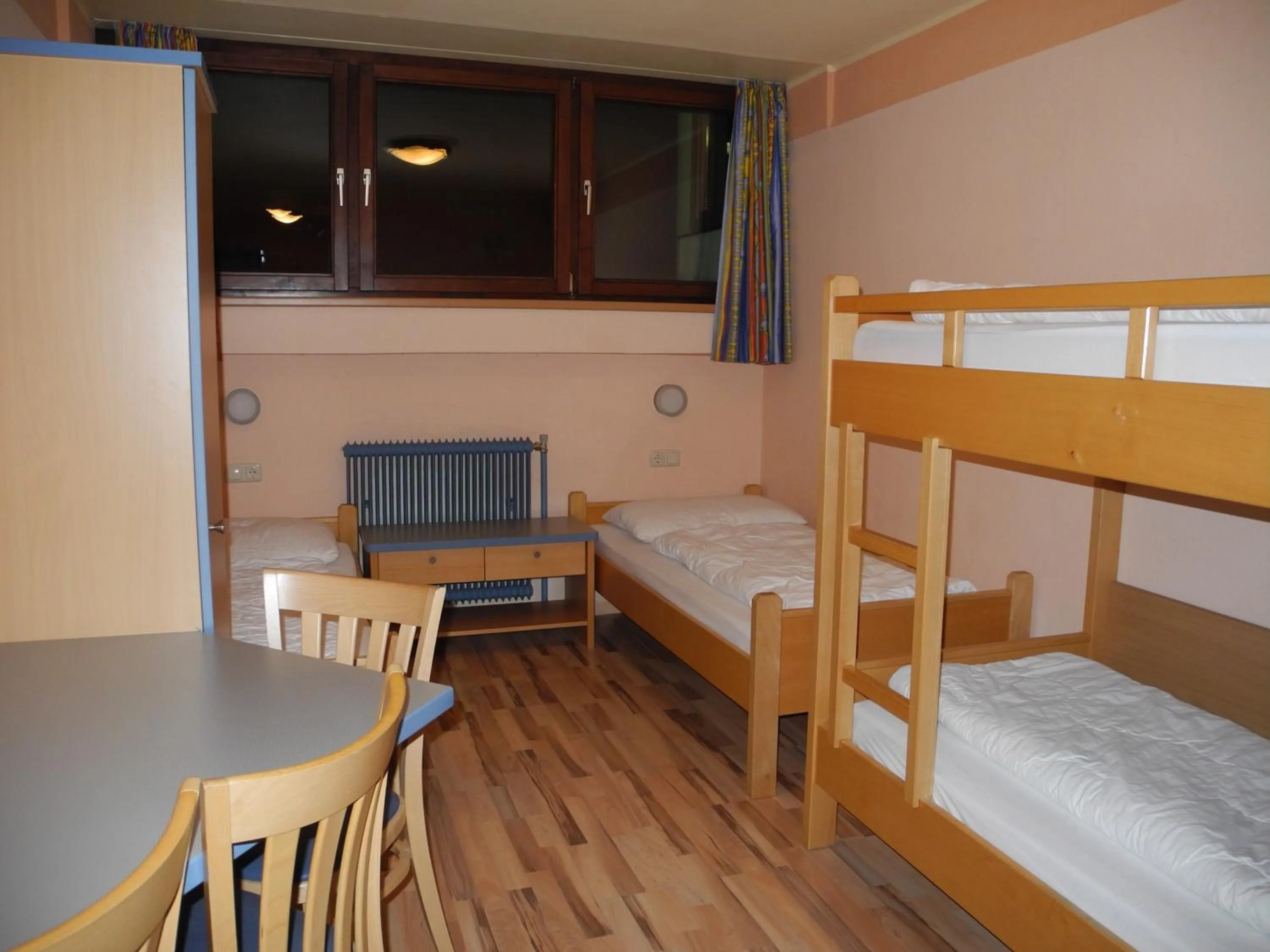 Photo of the whole room, Bed in Jutel Obertraun