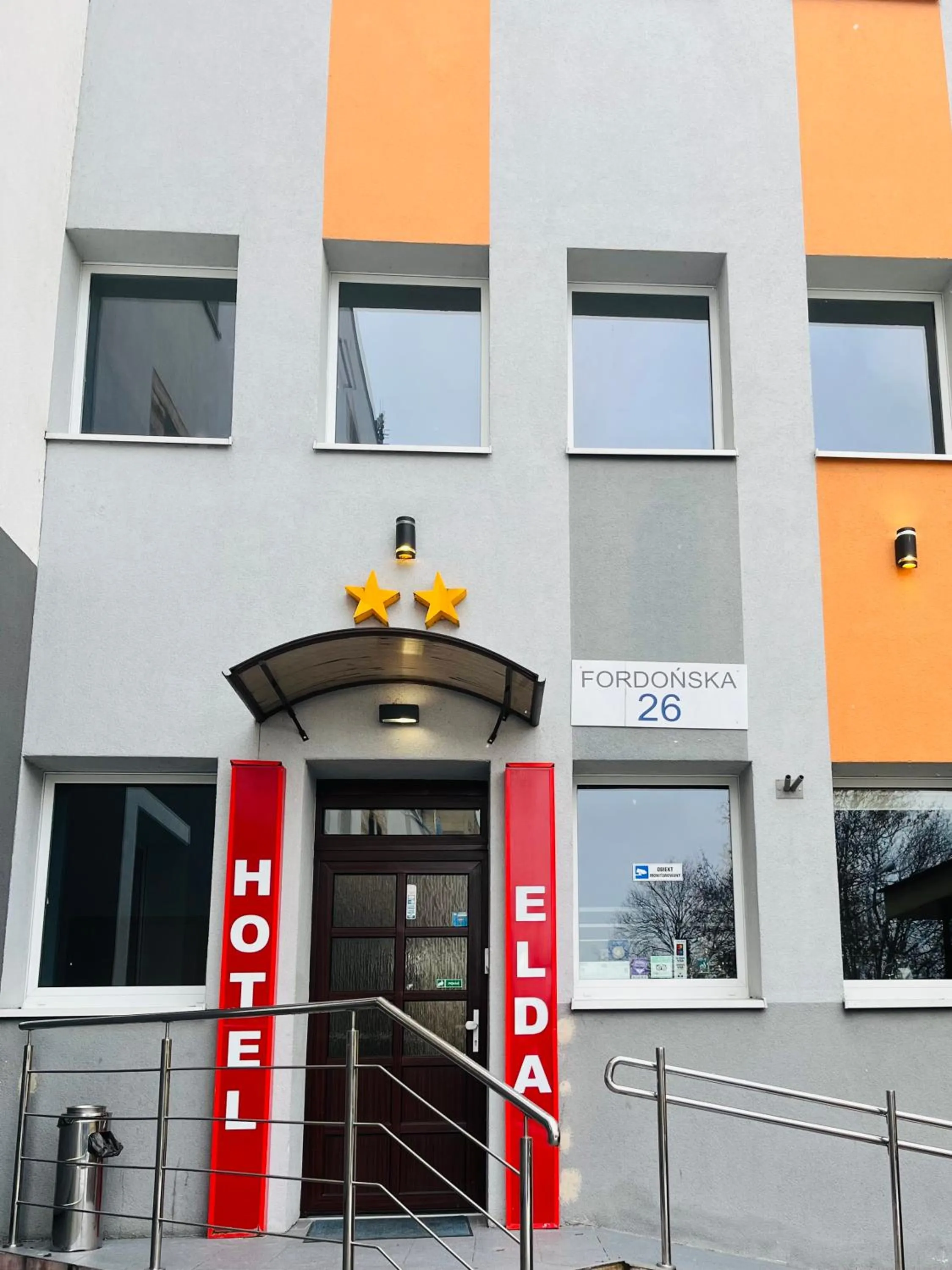 Property building in Hotel Elda