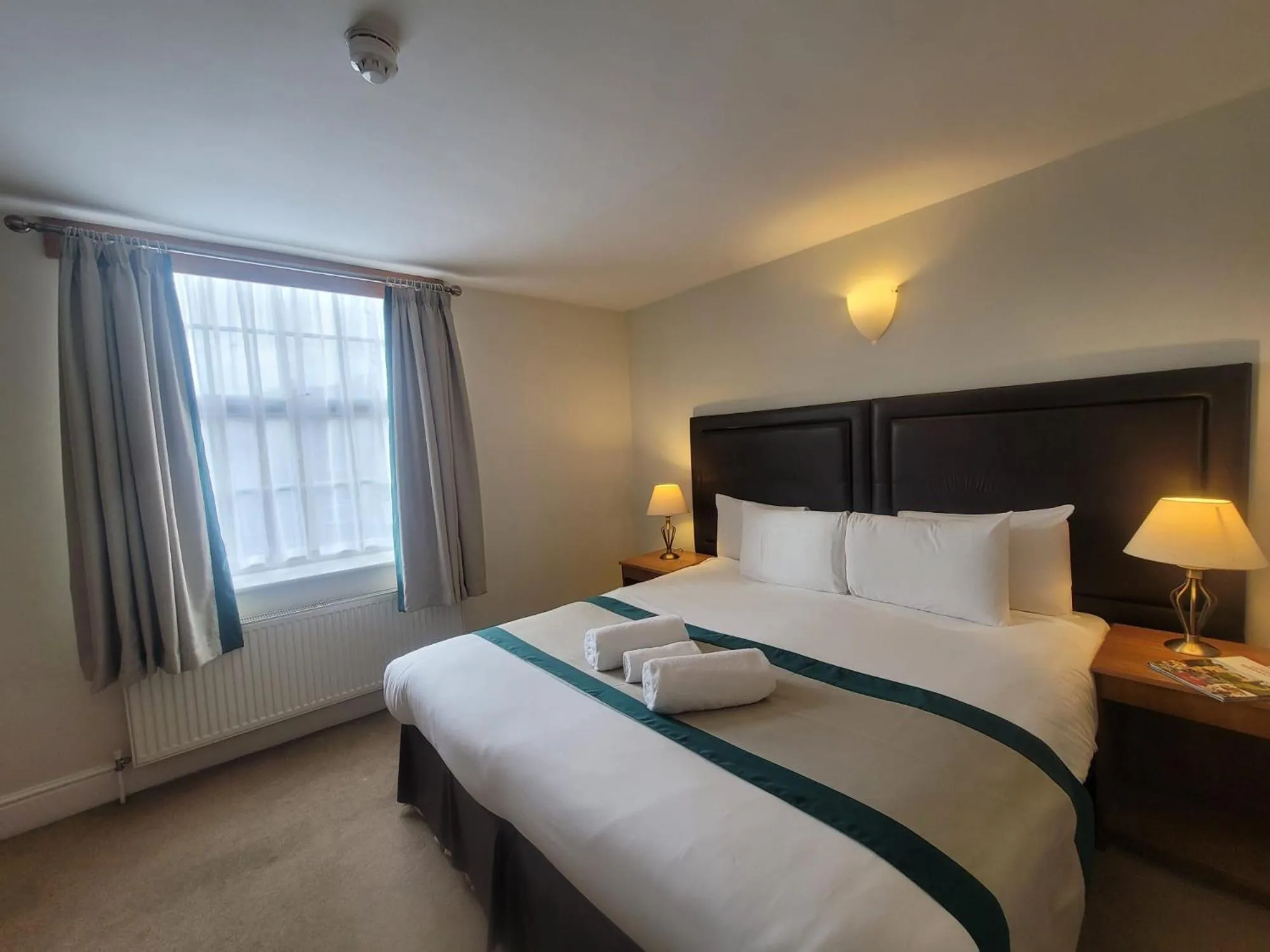 Bed in Castle Limes Hotel