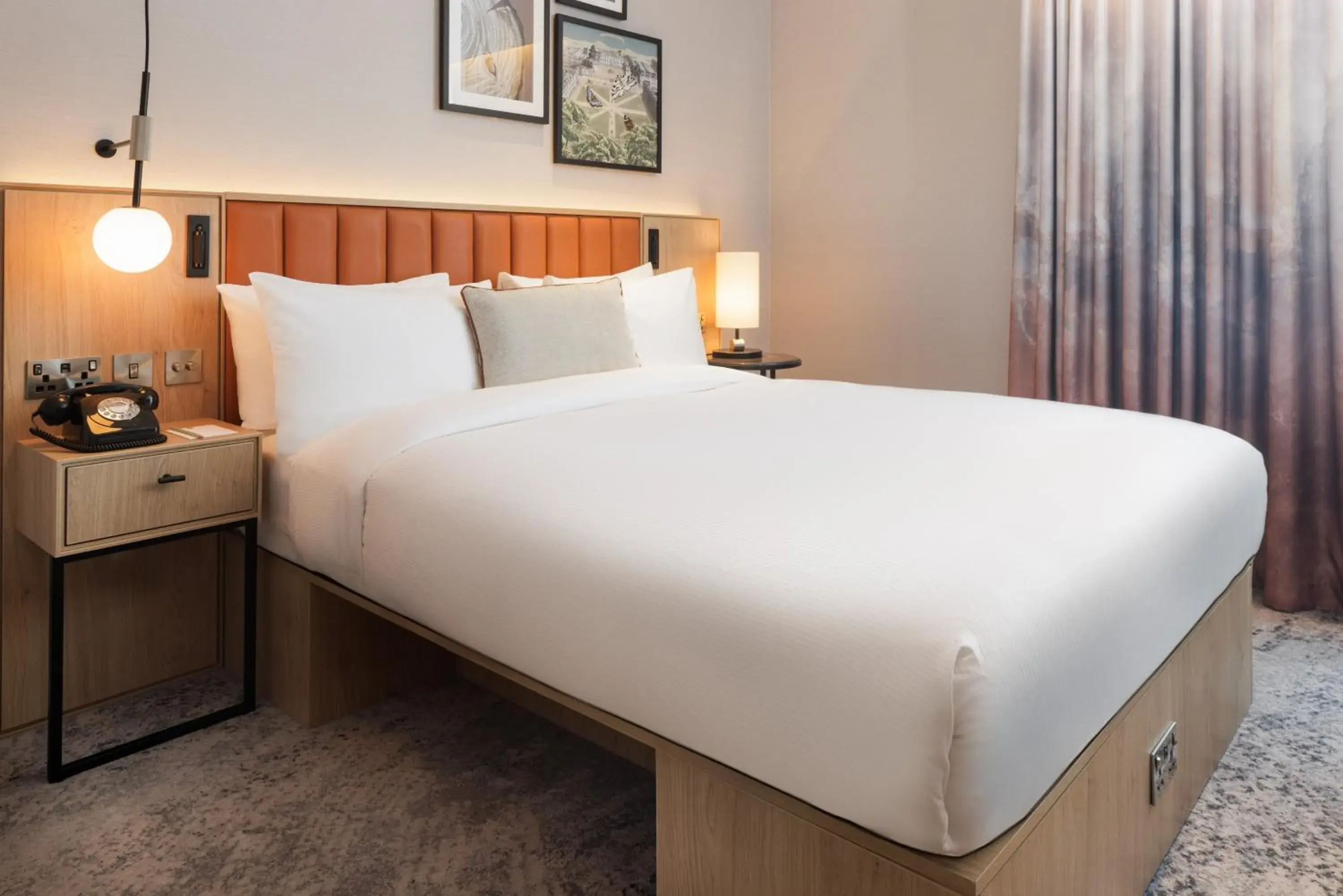 Club Double in The Memoir Club, formerly Ambassadors Bloomsbury Club Double in The Memoir Club, formerly Ambassadors Bloomsbury