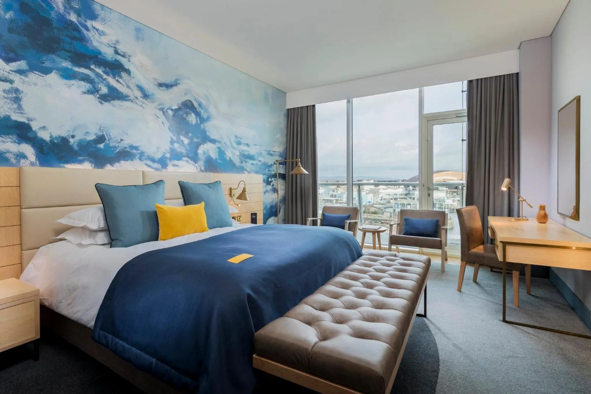 Photo of the whole room, Bed in voco St. David's Cardiff by IHG