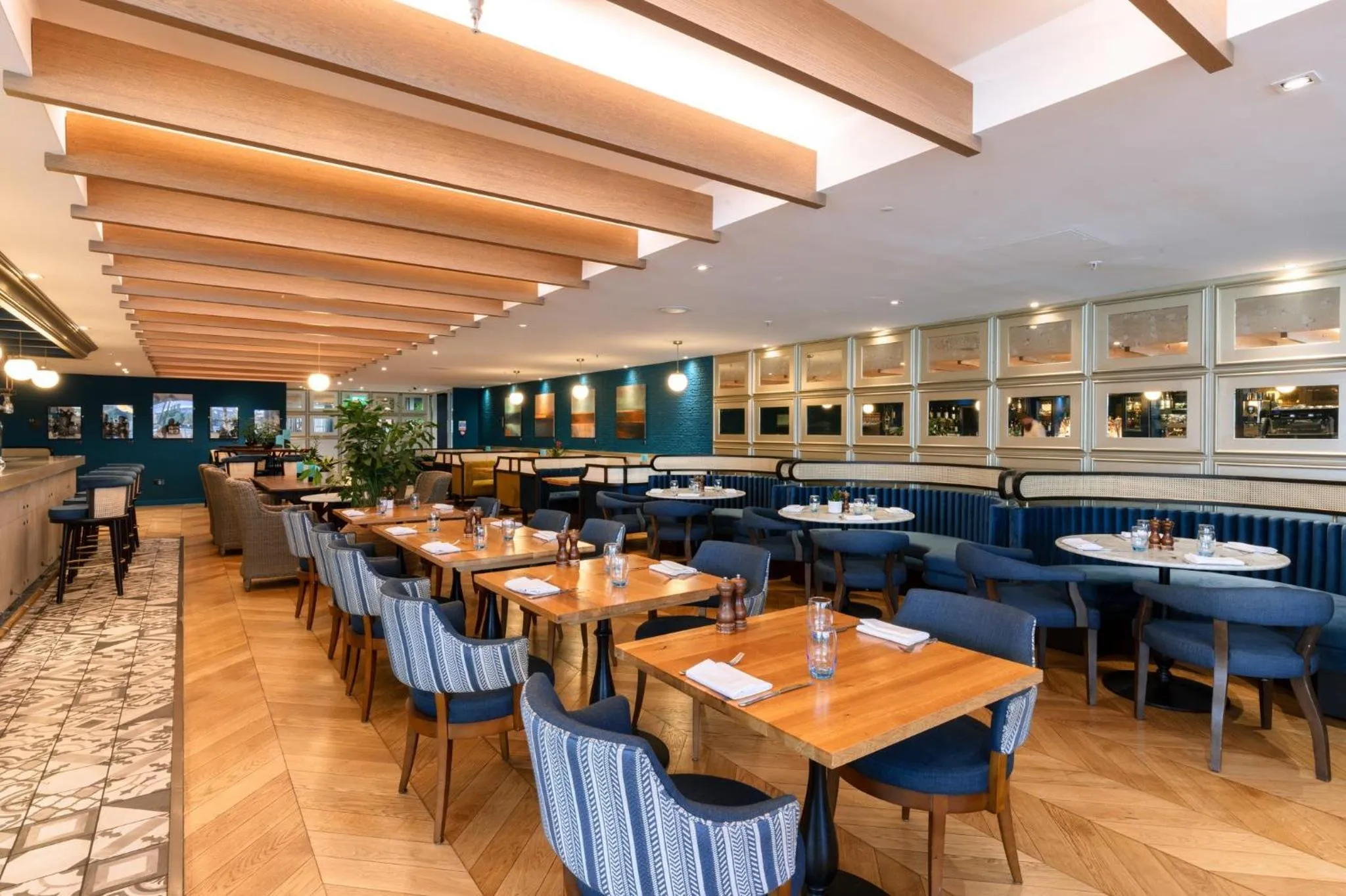 Breakfast in voco St. David's Cardiff by IHG