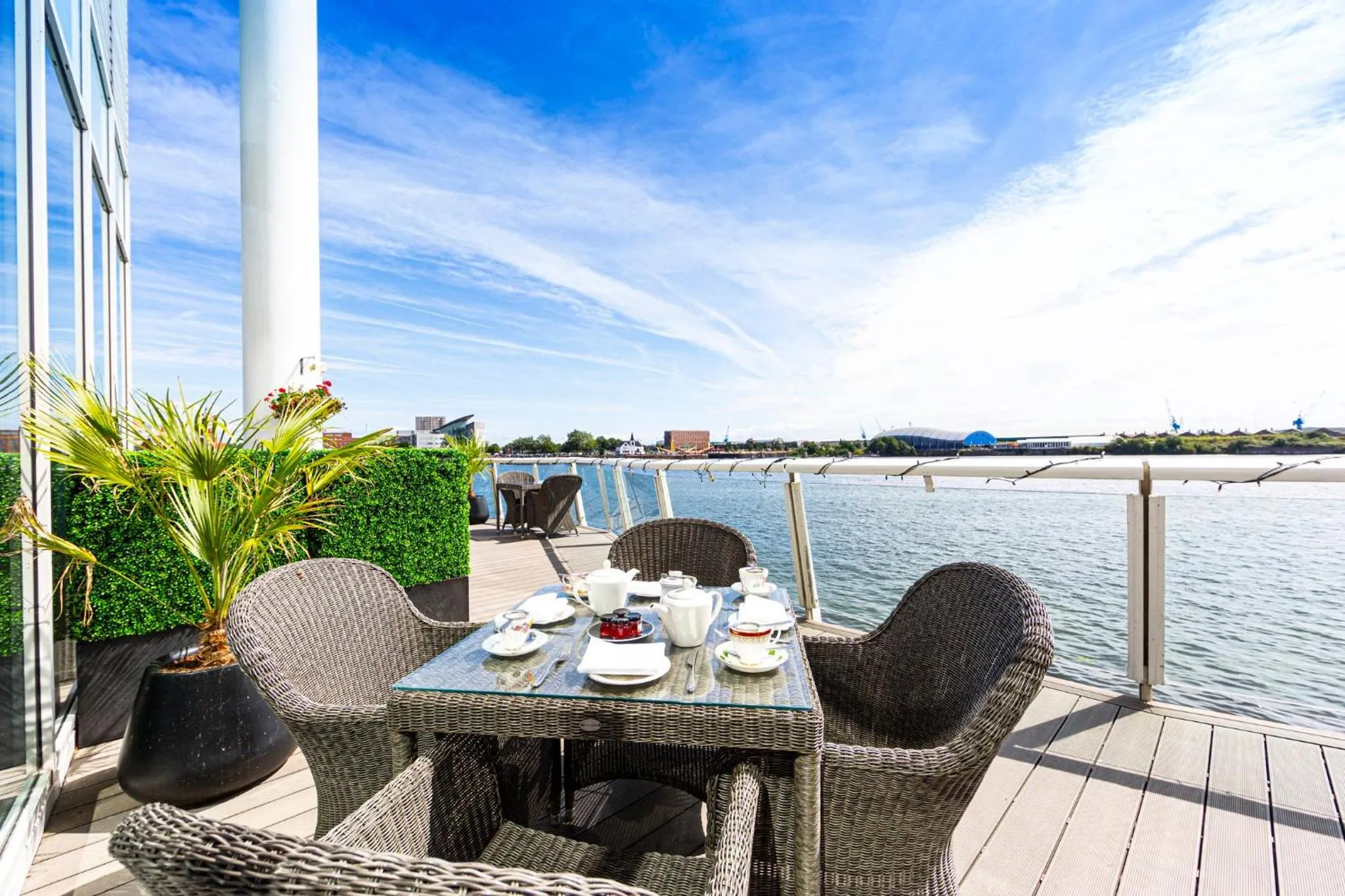 Restaurant/places to eat in voco St. David's Cardiff by IHG