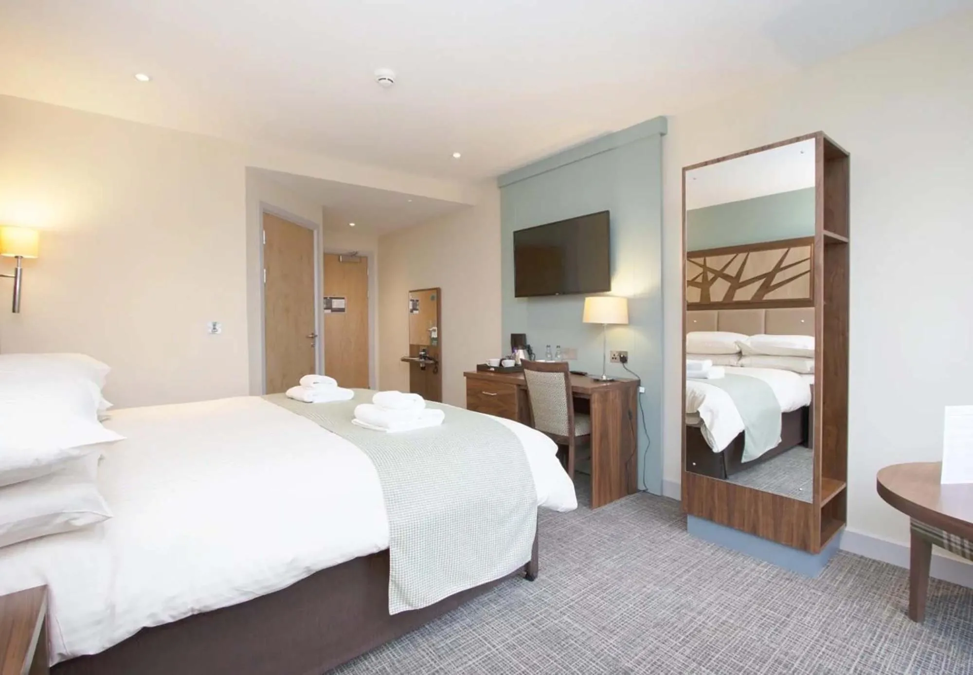 Bedroom in Drimsynie Estate Hotel