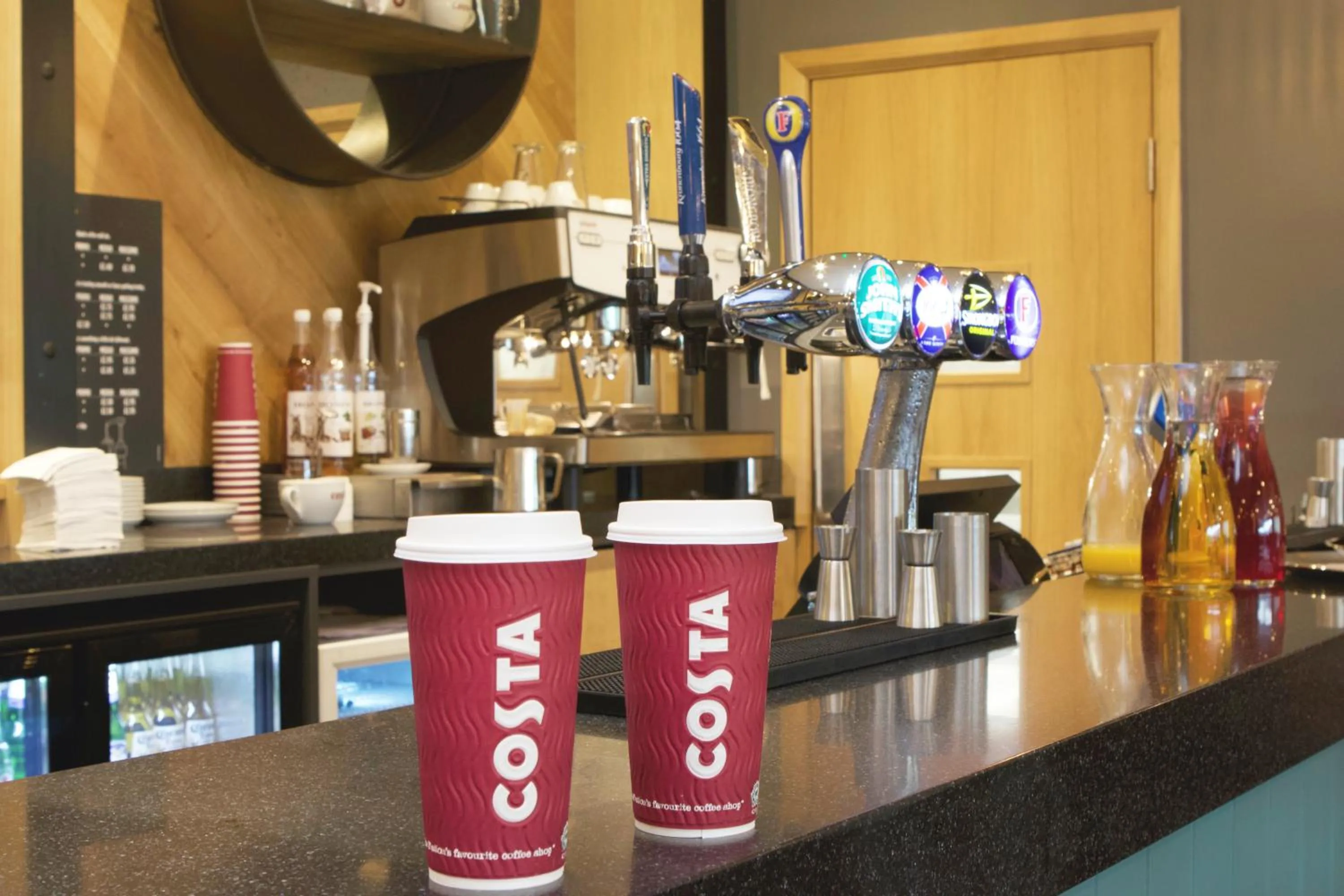 Coffee/tea facilities in Drimsynie Estate Hotel