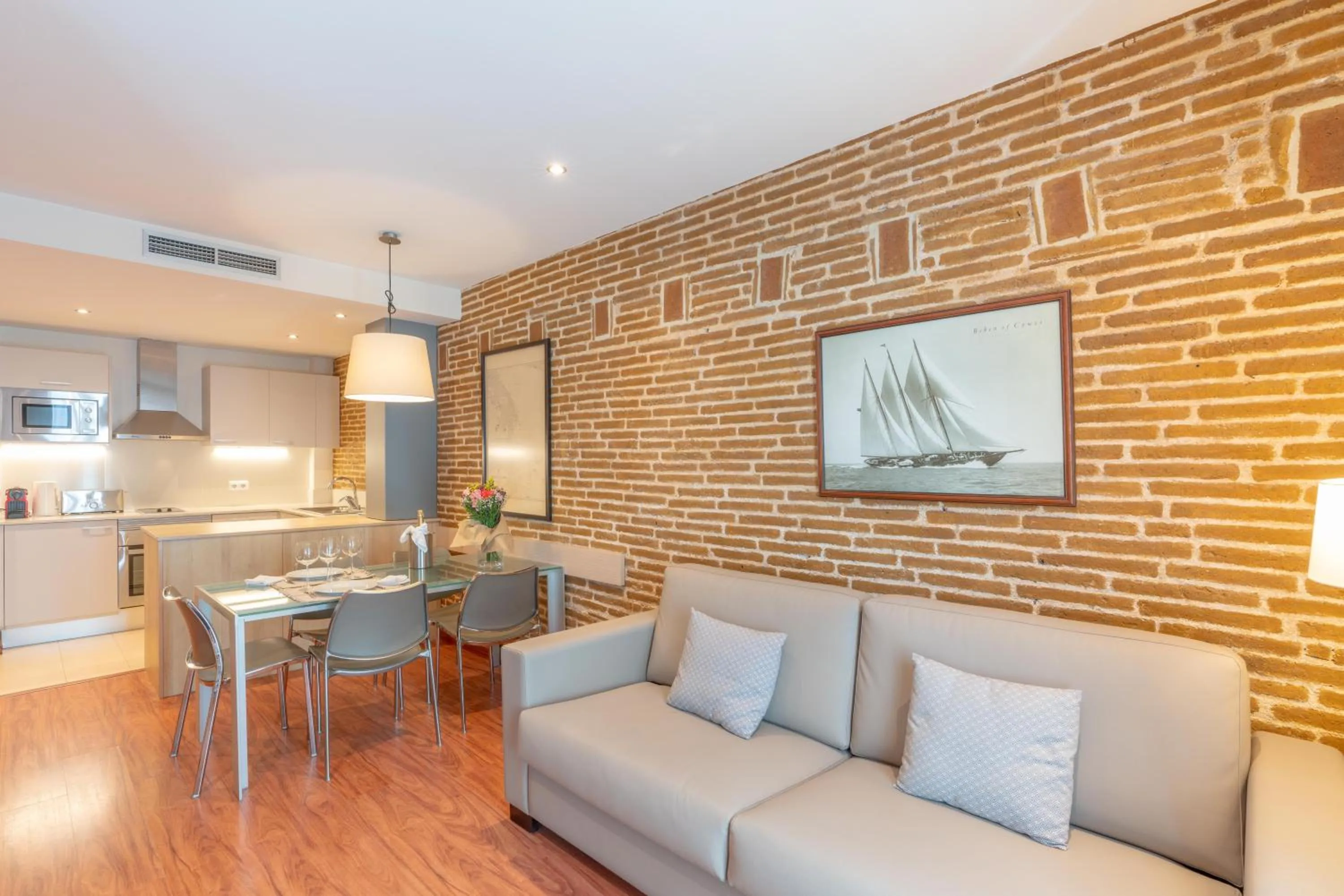 Kitchen or kitchenette in Serennia Cest Apartamentos Arc de Triomf