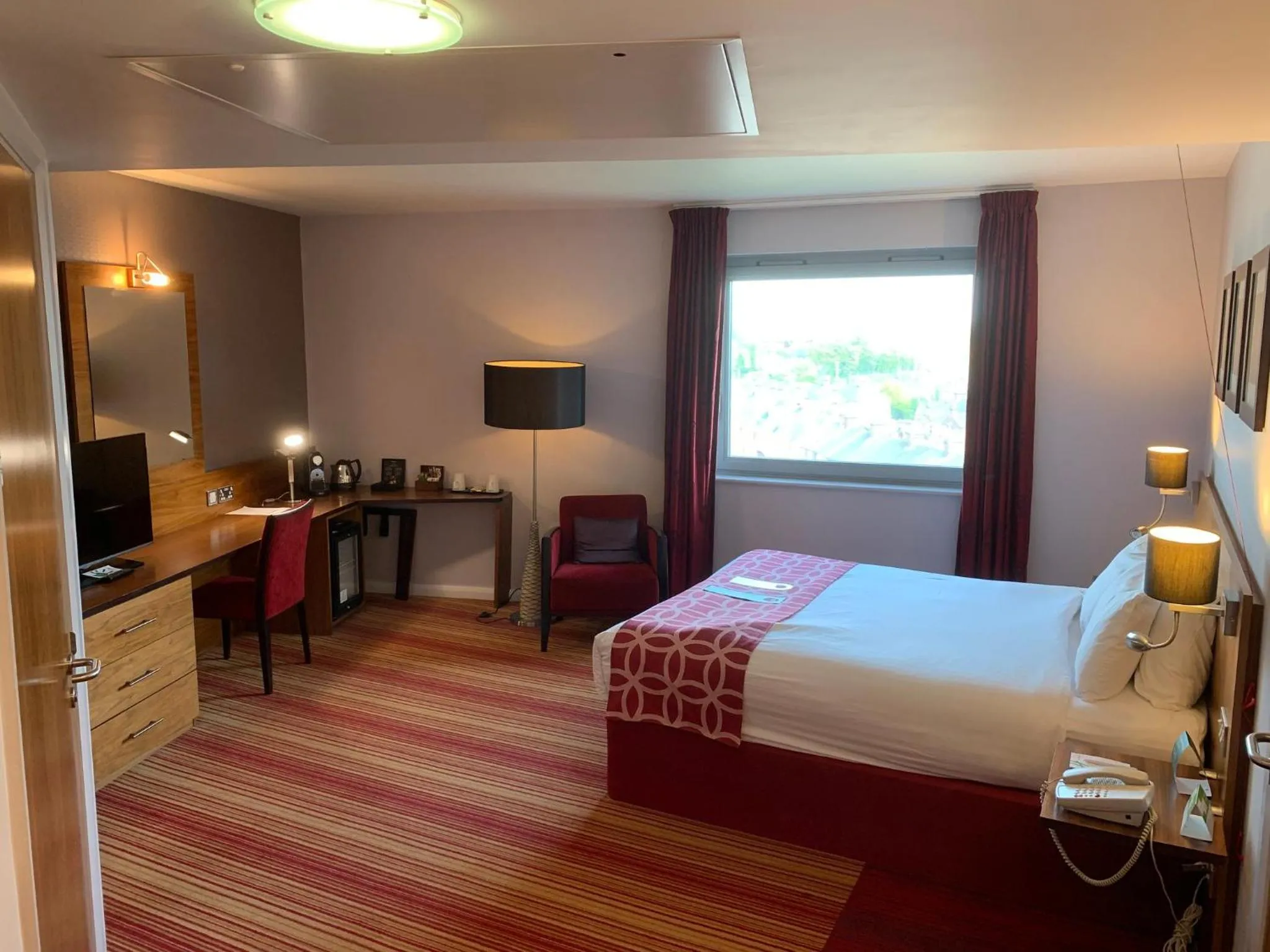 Photo of the whole room, Bed in Holiday Inn Norwich City by IHG