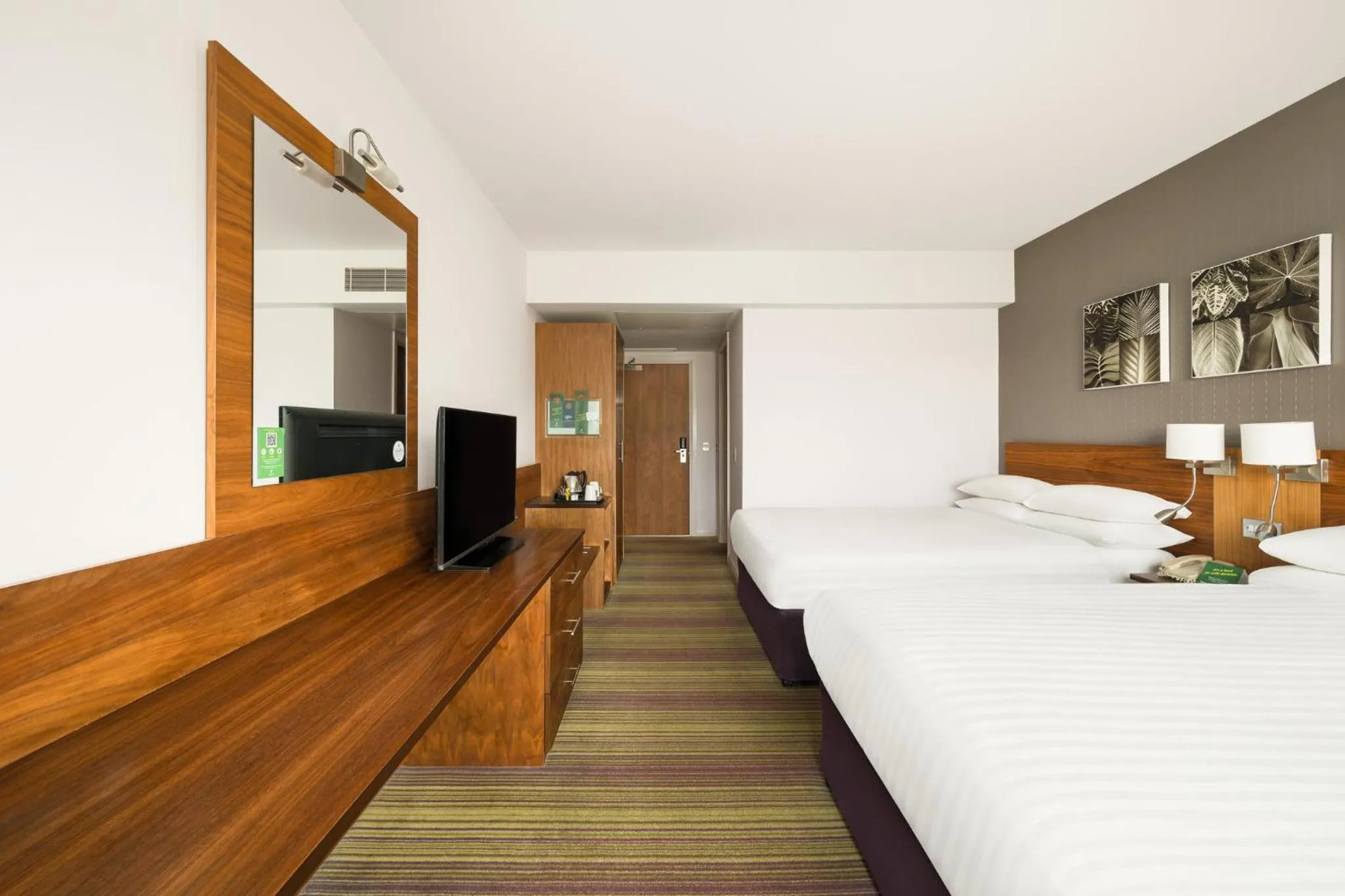 Photo of the whole room, Bed in Holiday Inn Norwich City by IHG