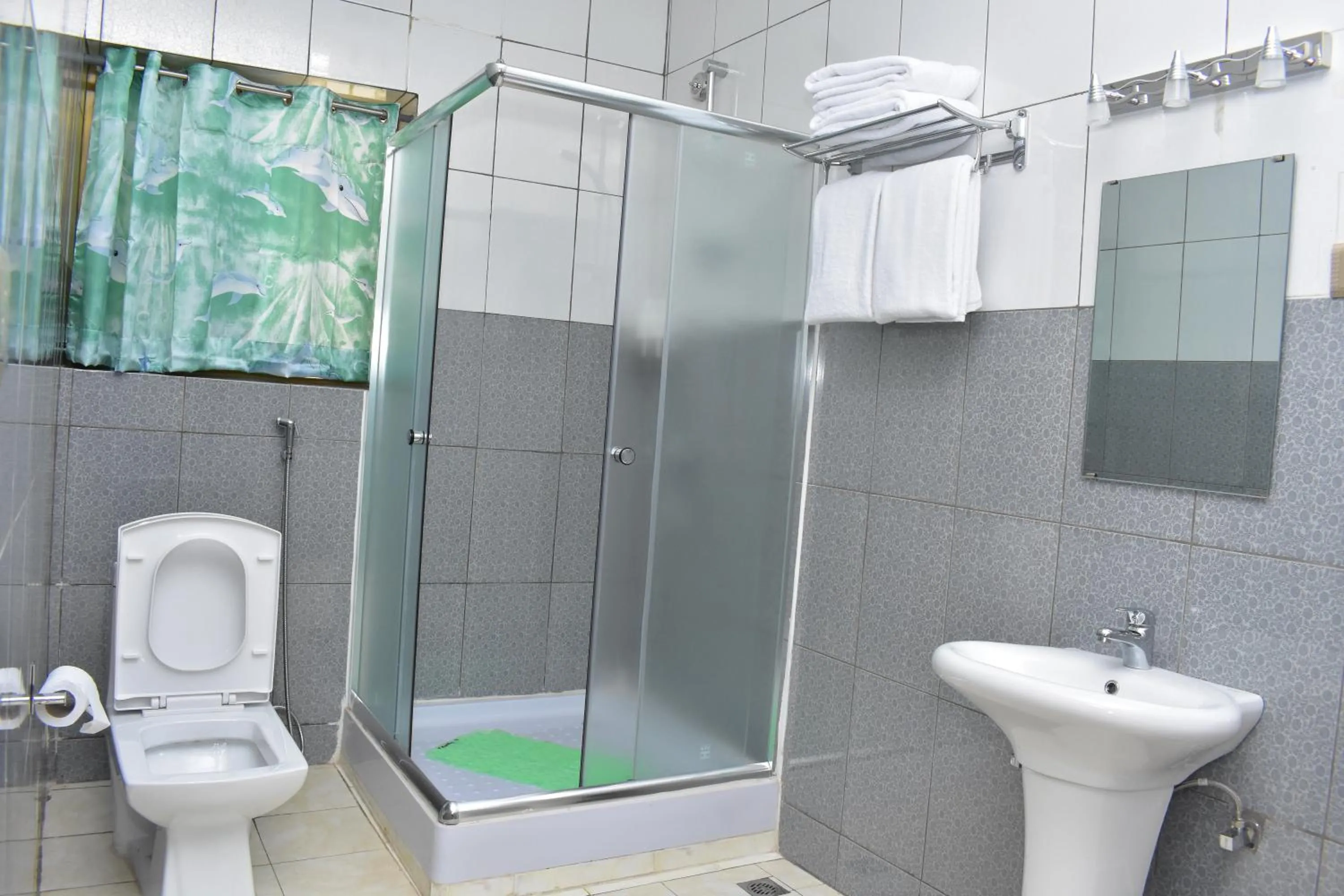 Bedroom in Lebanon Hotel