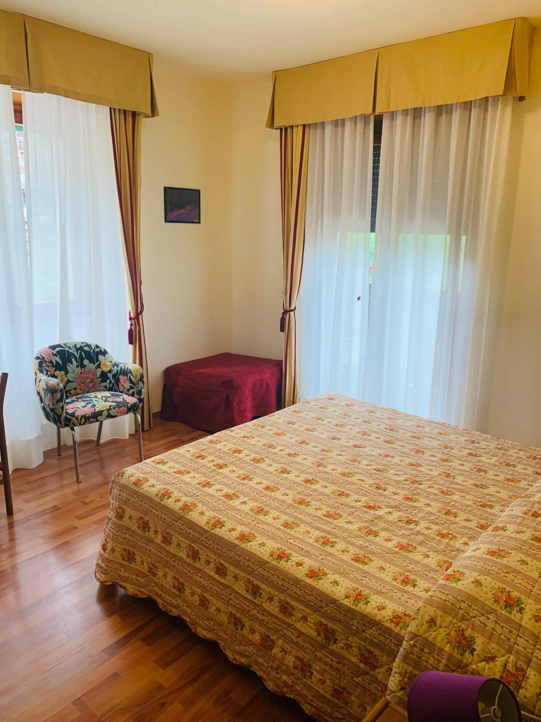 Bed in Hotel Genzianella