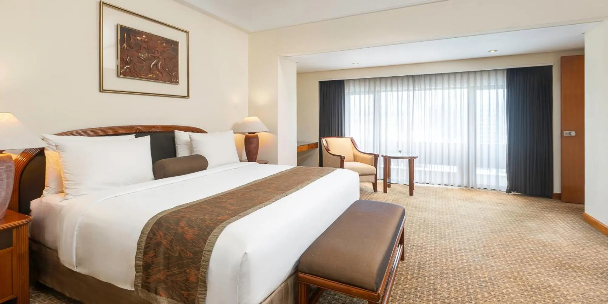 Bed in Aryaduta Menteng