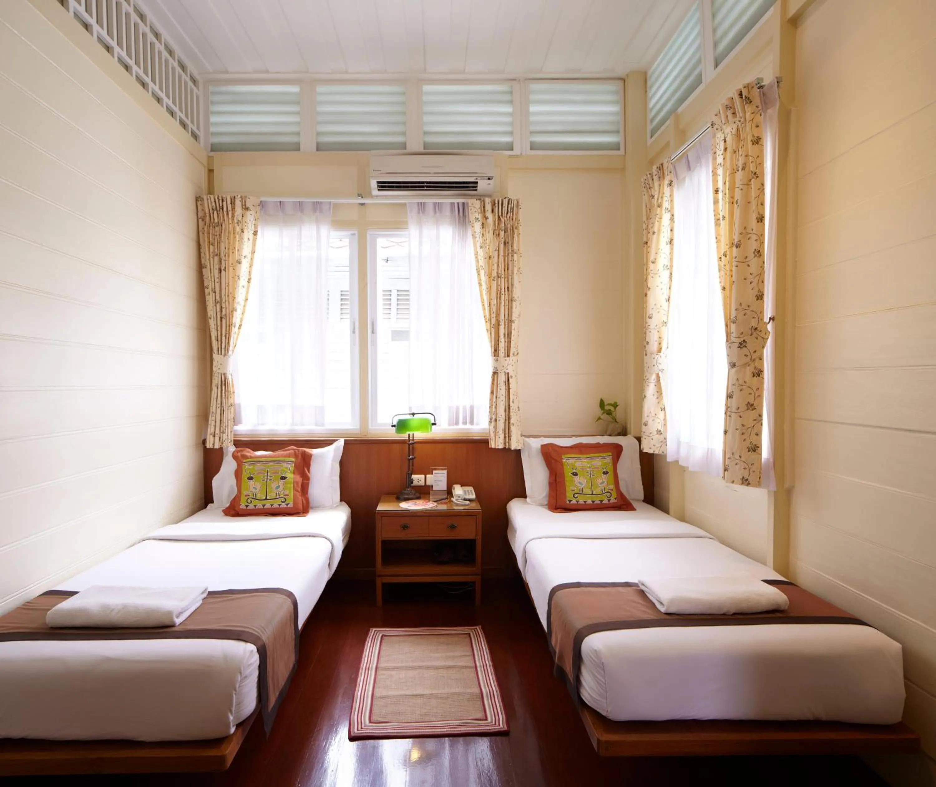 Bedroom, Bed in Baan Dinso