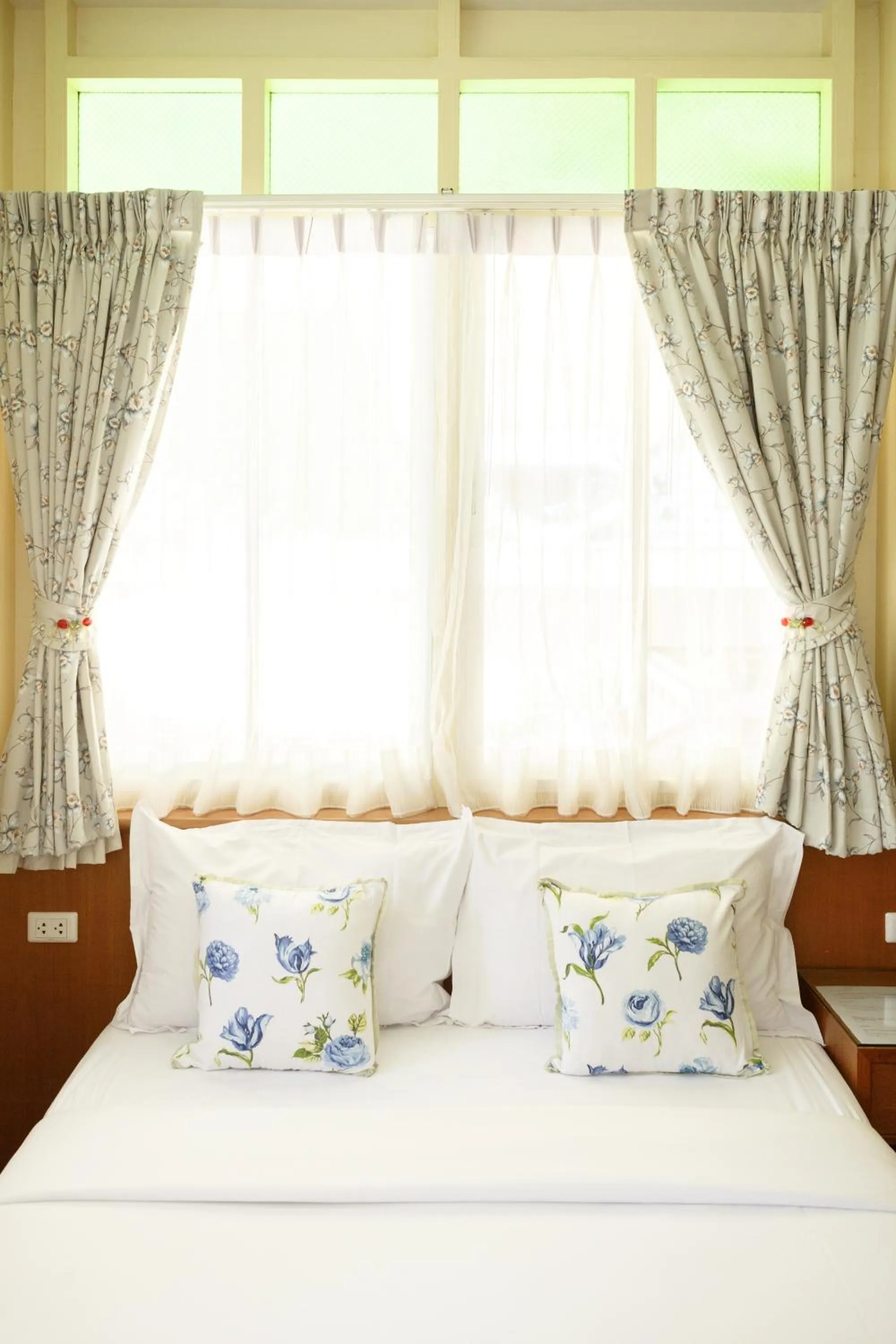 Bedroom, Bed in Baan Dinso