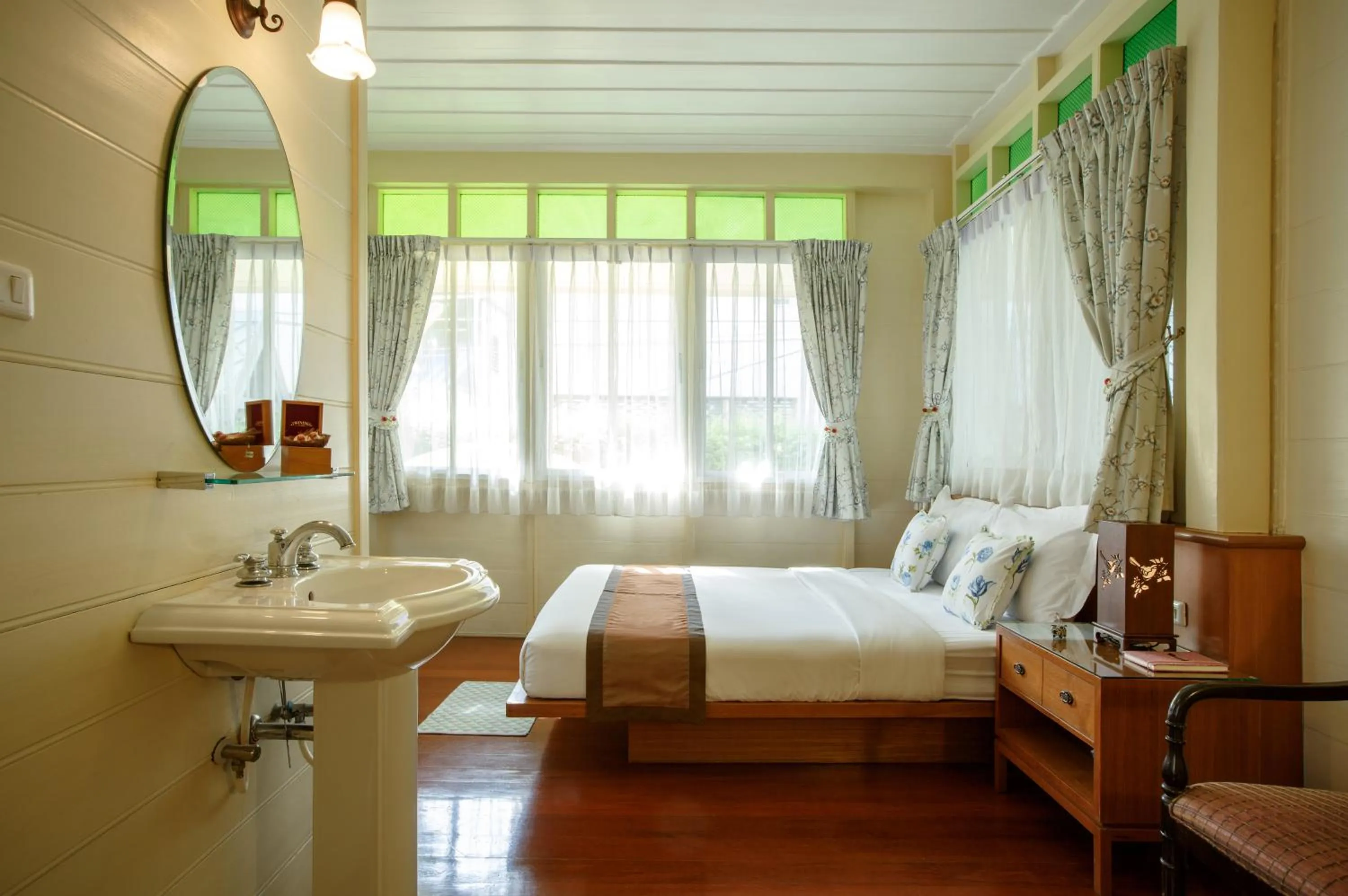 Bedroom, Bed in Baan Dinso