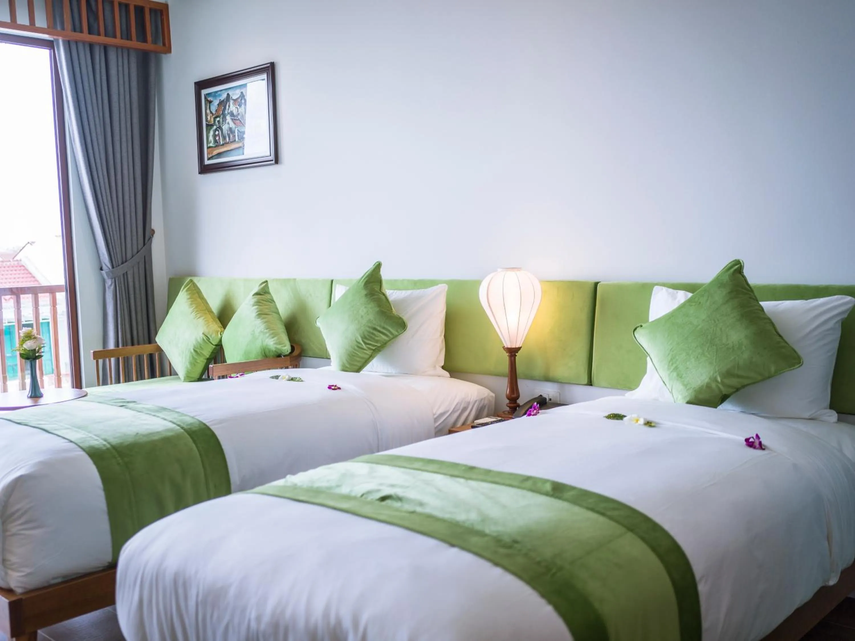 Bedroom, Bed in Vinh Hung Old Town Hotel