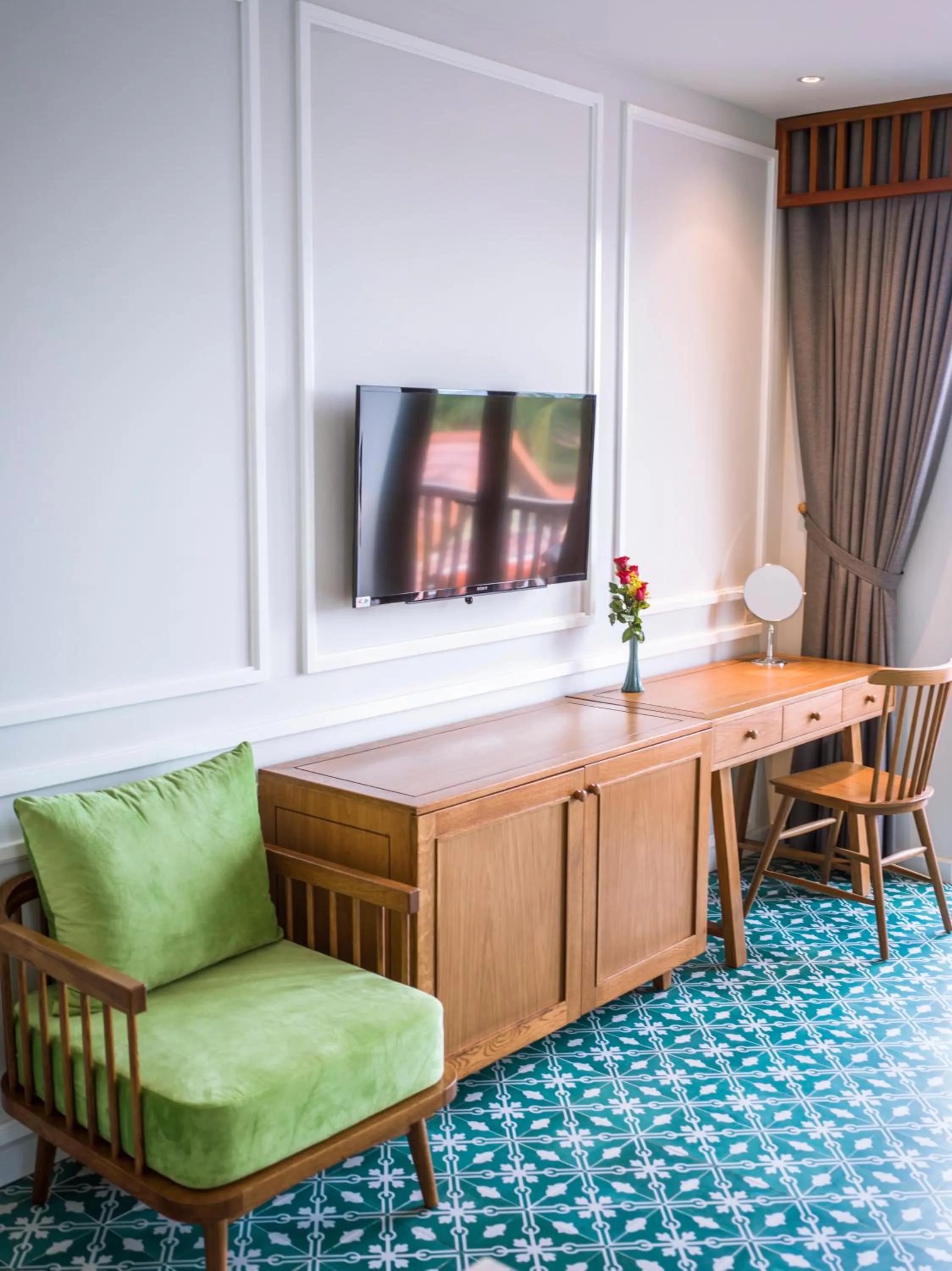 Living room in Vinh Hung Old Town Hotel