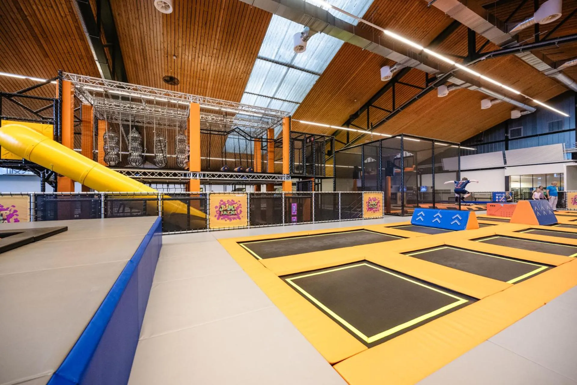 children in Hotel Momentum