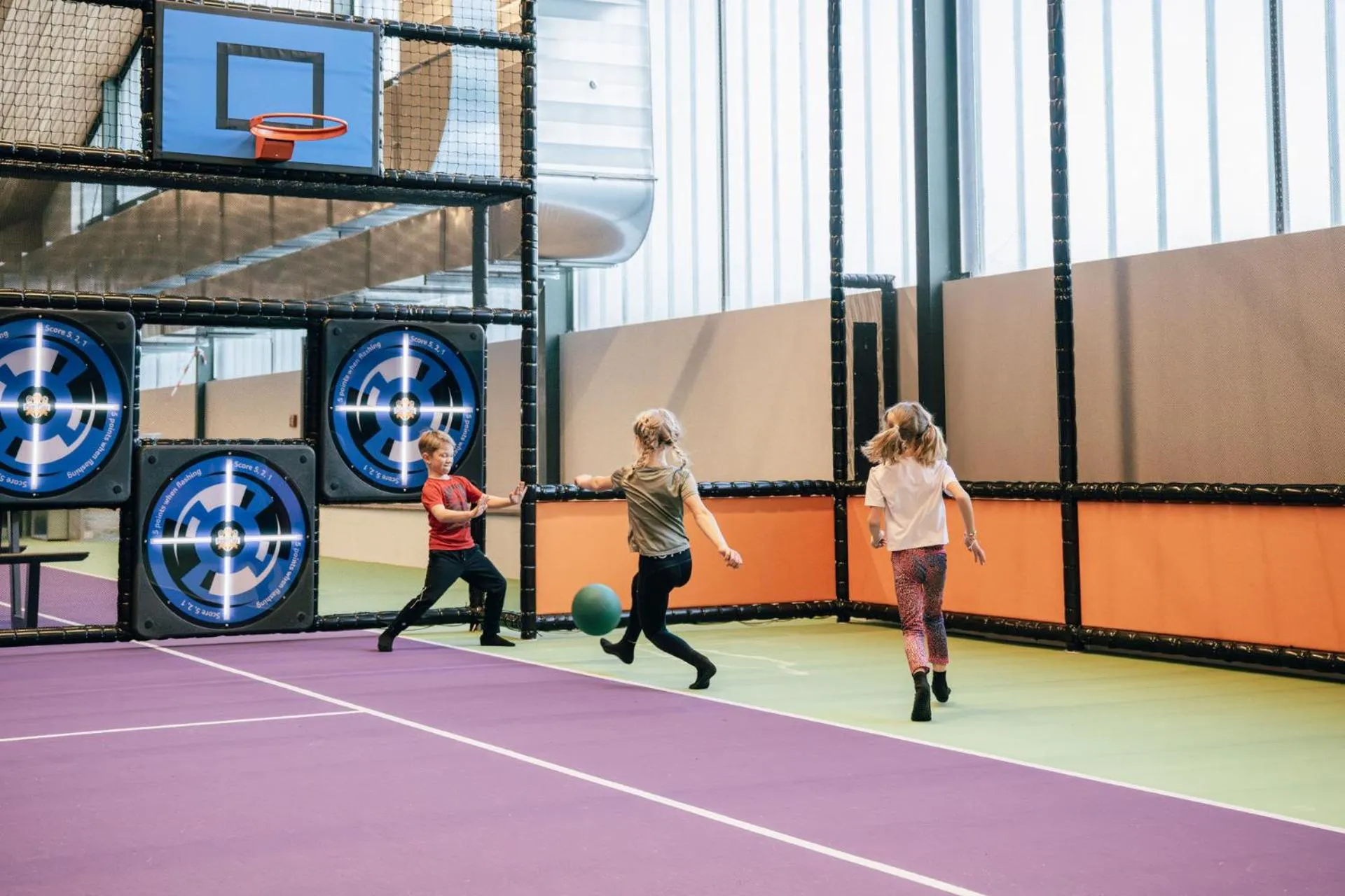 children in Hotel Momentum