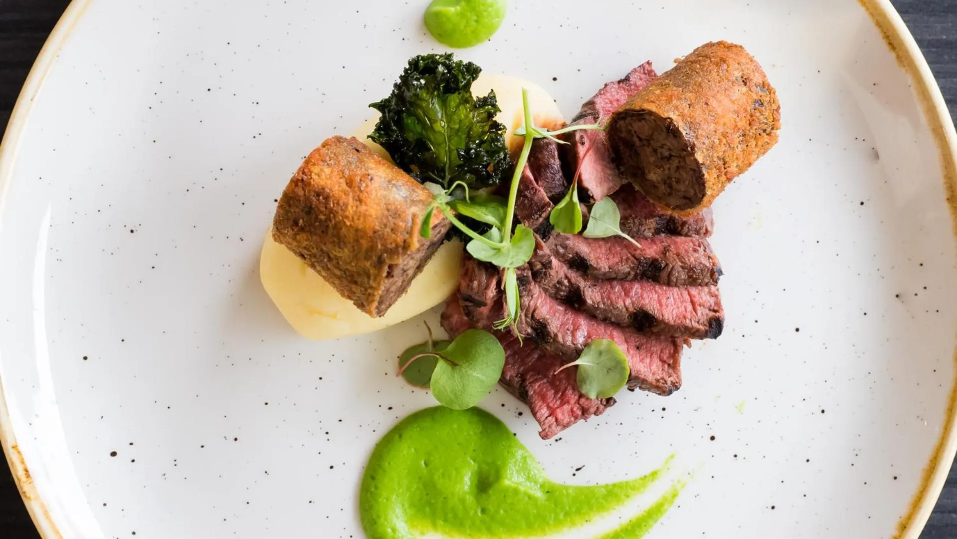 Food and drinks in The Park Hotel