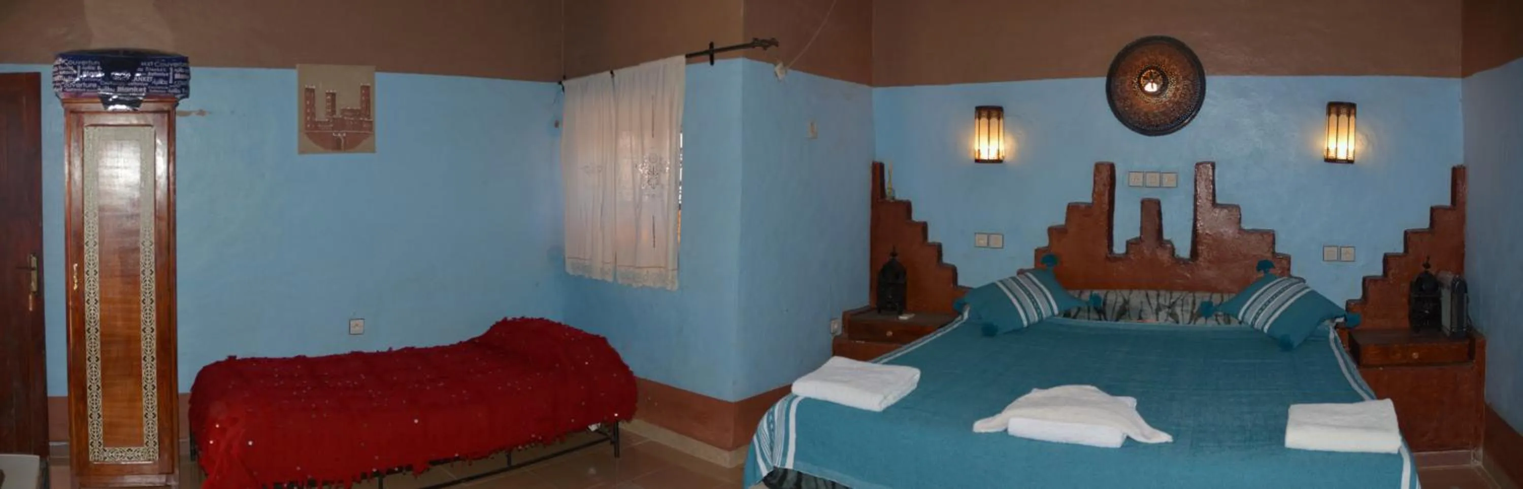 Bed in Haven La Chance Desert Hotel