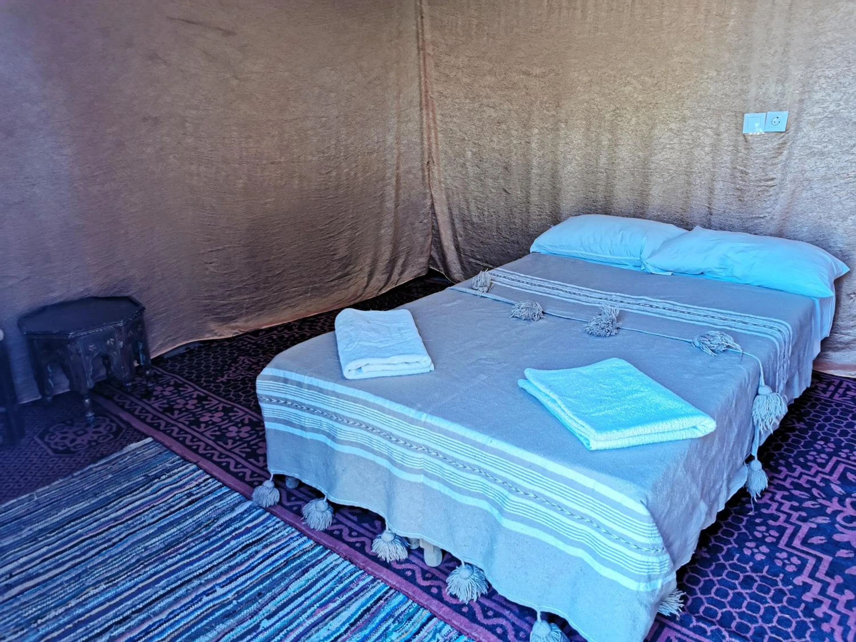 Bed in Haven La Chance Desert Hotel