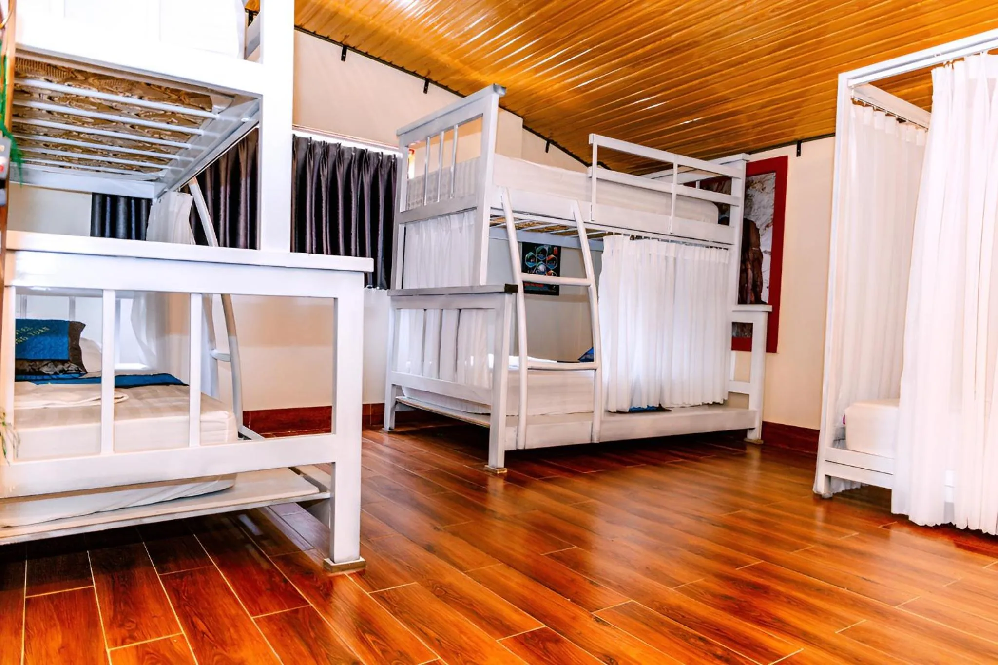 Bed in Song Toan Hotel