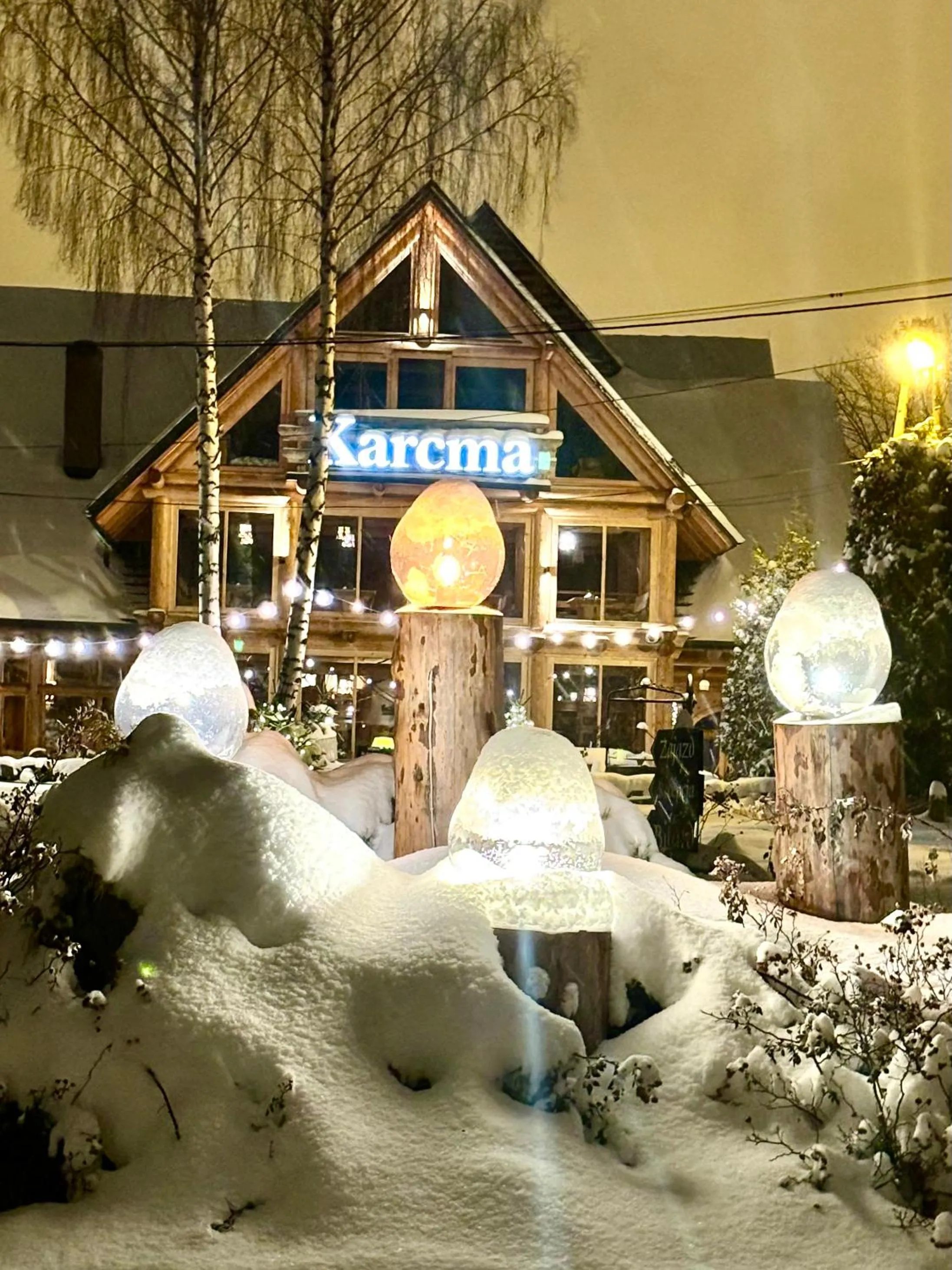 ZAJAZD BIAŁCZAŃSKI Dom Wypoczynkowy Restauracja blisko Stoków Narciarskich