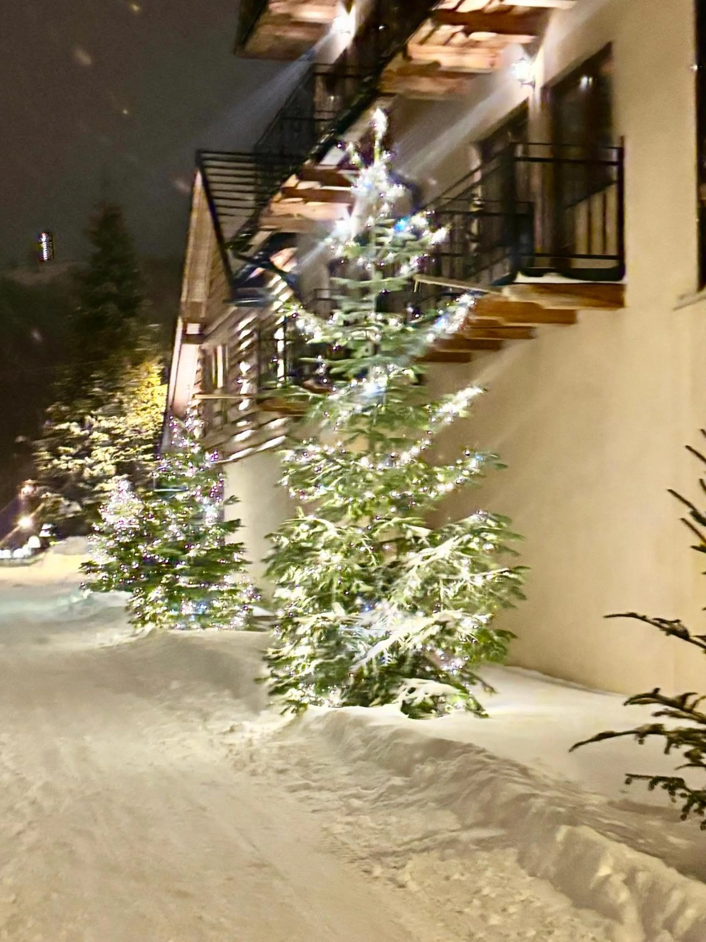 ZAJAZD BIAŁCZAŃSKI Dom Wypoczynkowy Restauracja blisko Stoków Narciarskich